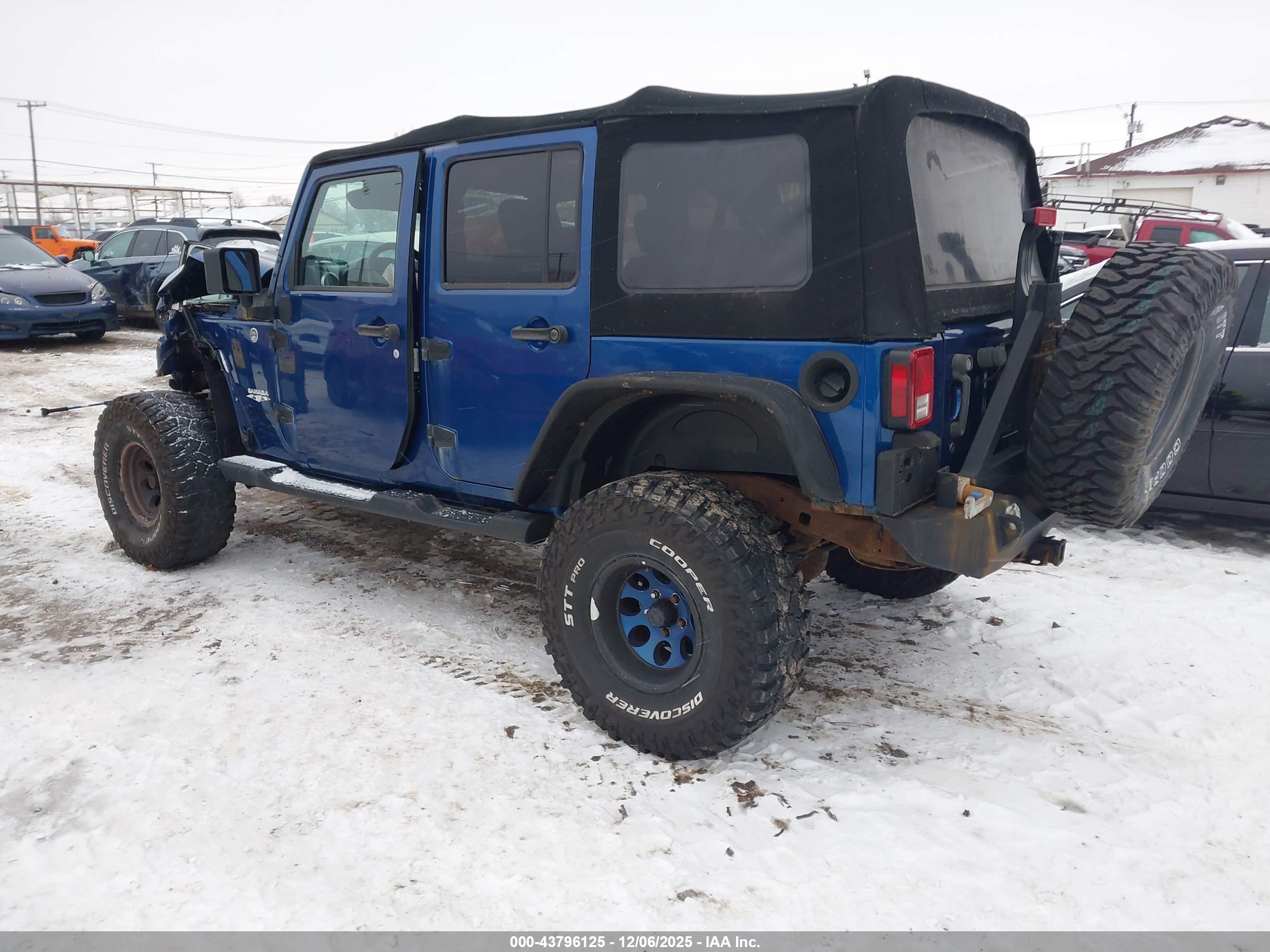 JEEP WRANGLER image 3