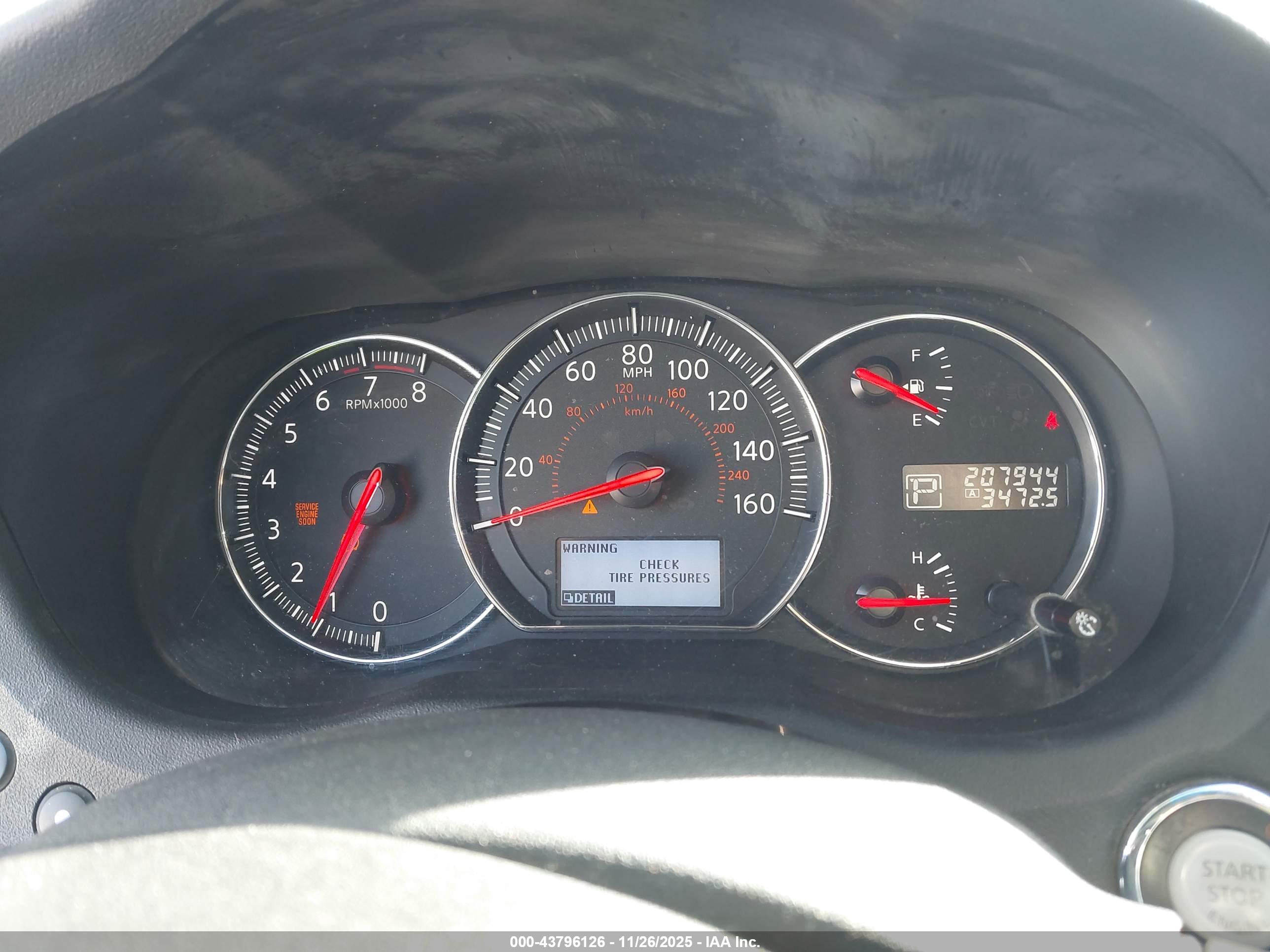 NISSAN MAXIMA image 7