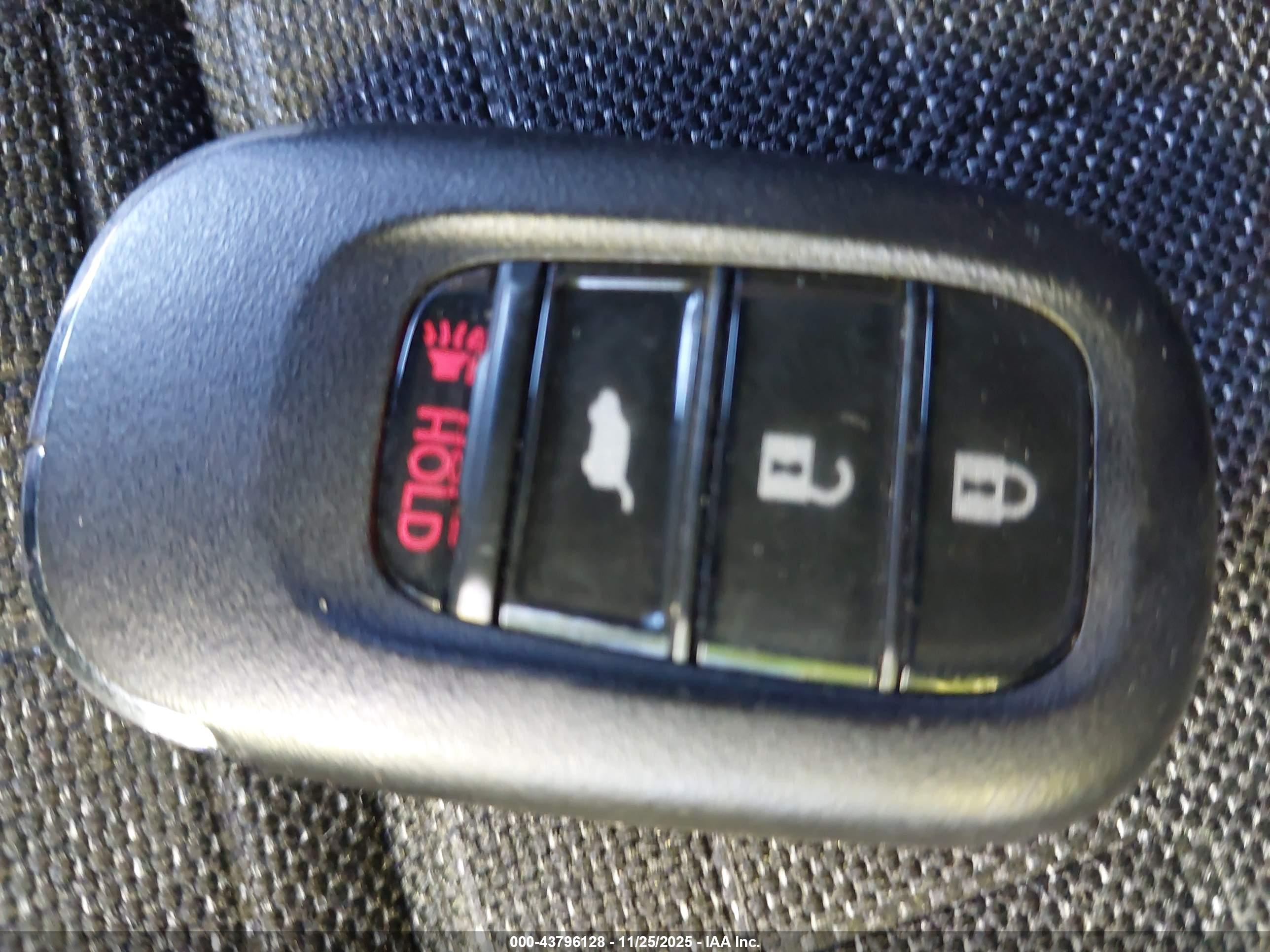 HONDA HR-V image 11