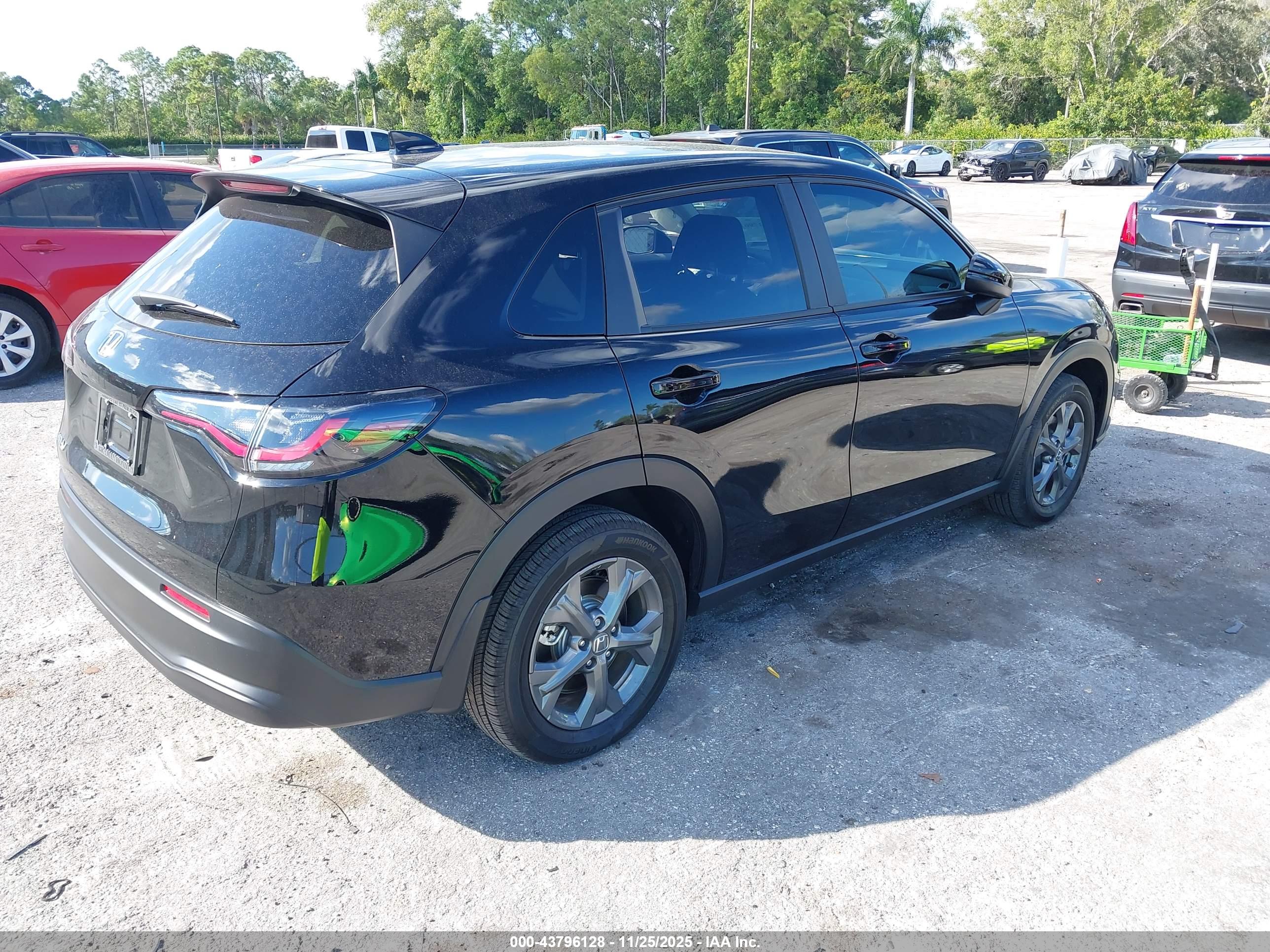 HONDA HR-V image 4