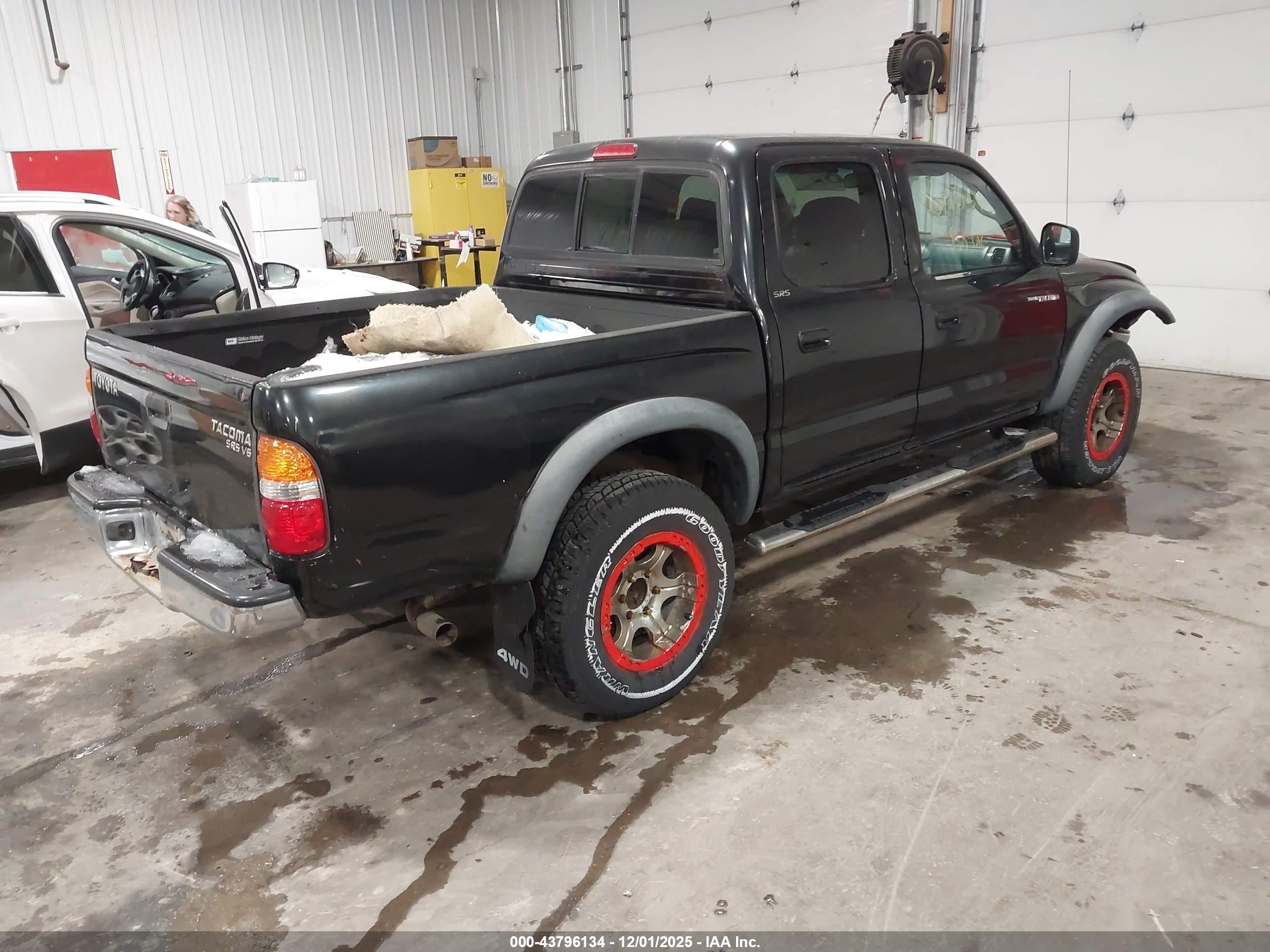 TOYOTA TACOMA image 4