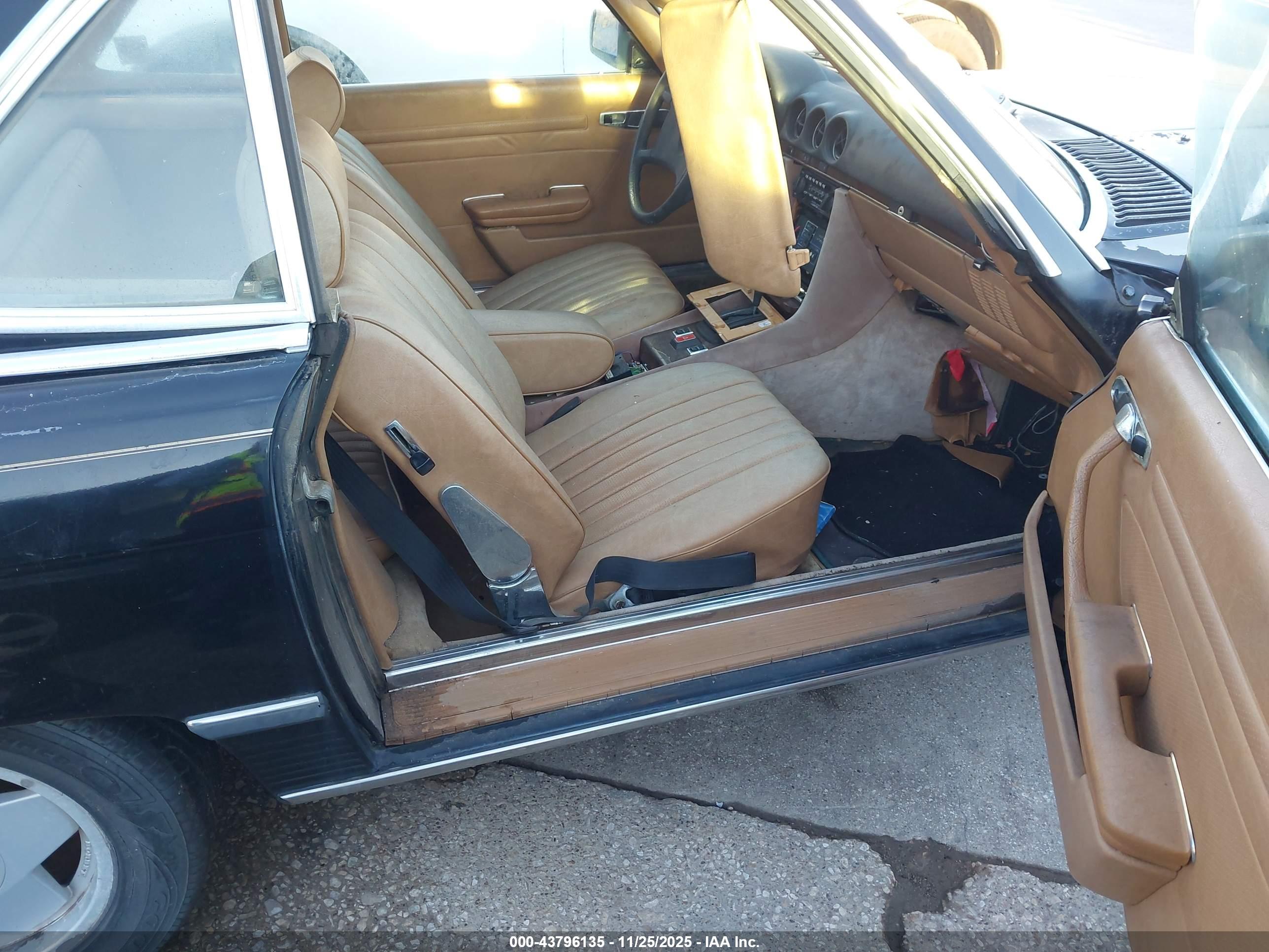 MERCEDES-BENZ 380 image 5