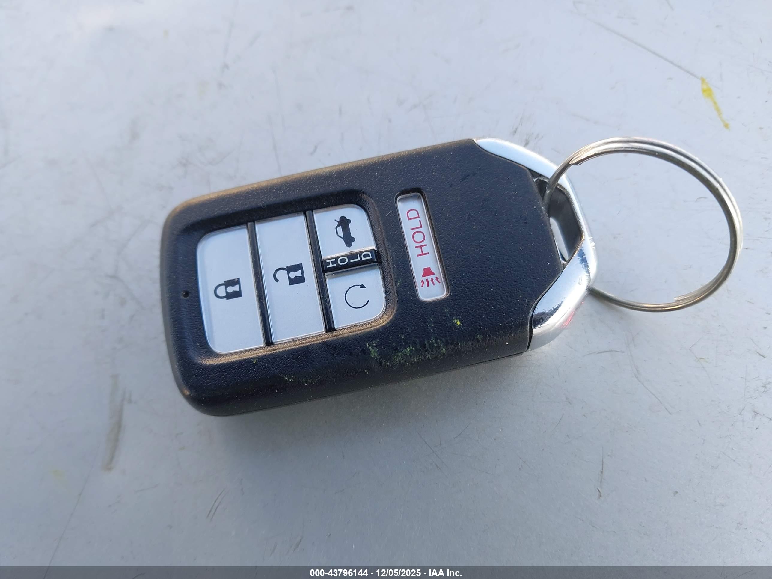 HONDA CIVIC image 11