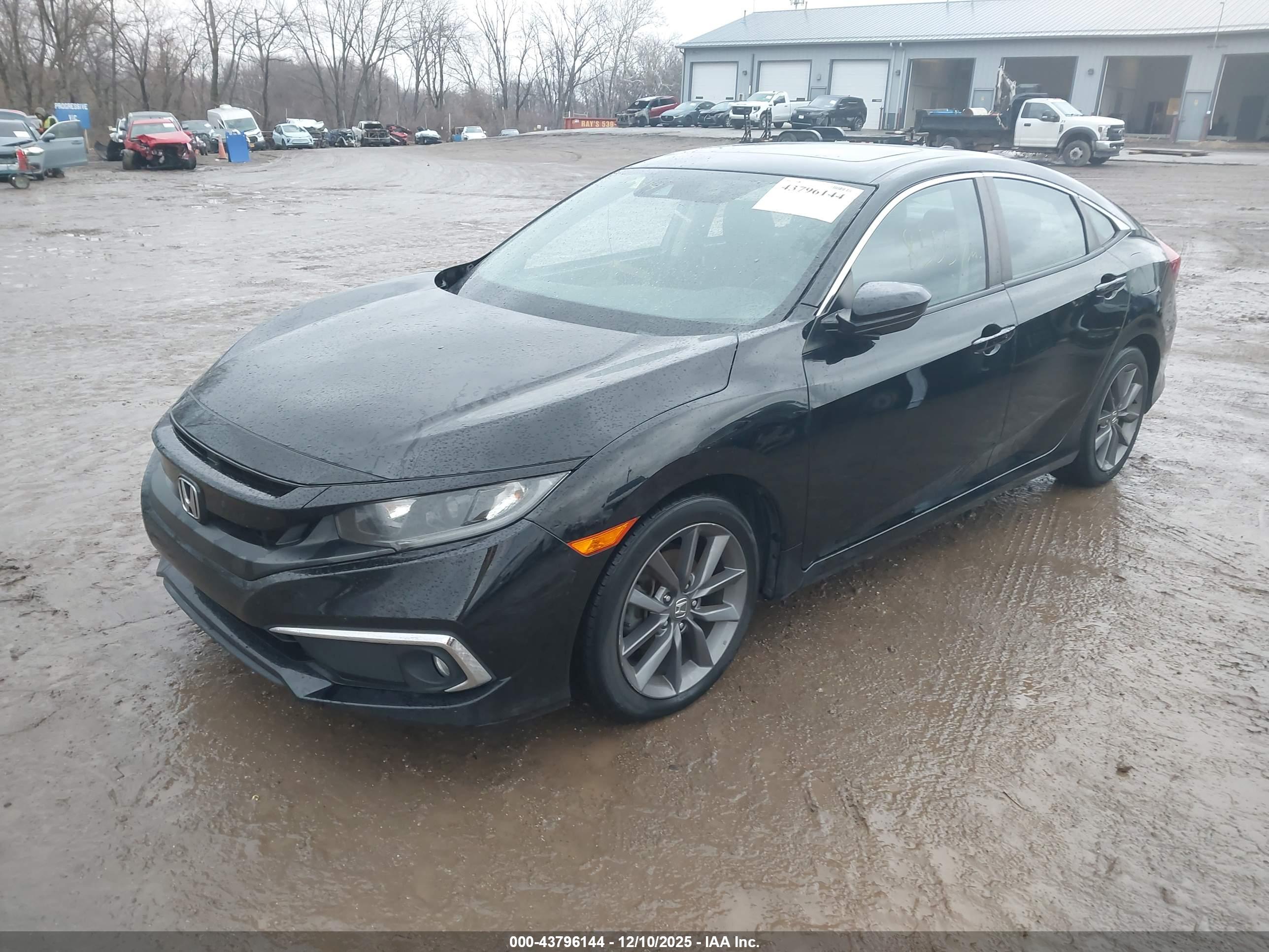 HONDA CIVIC image 2