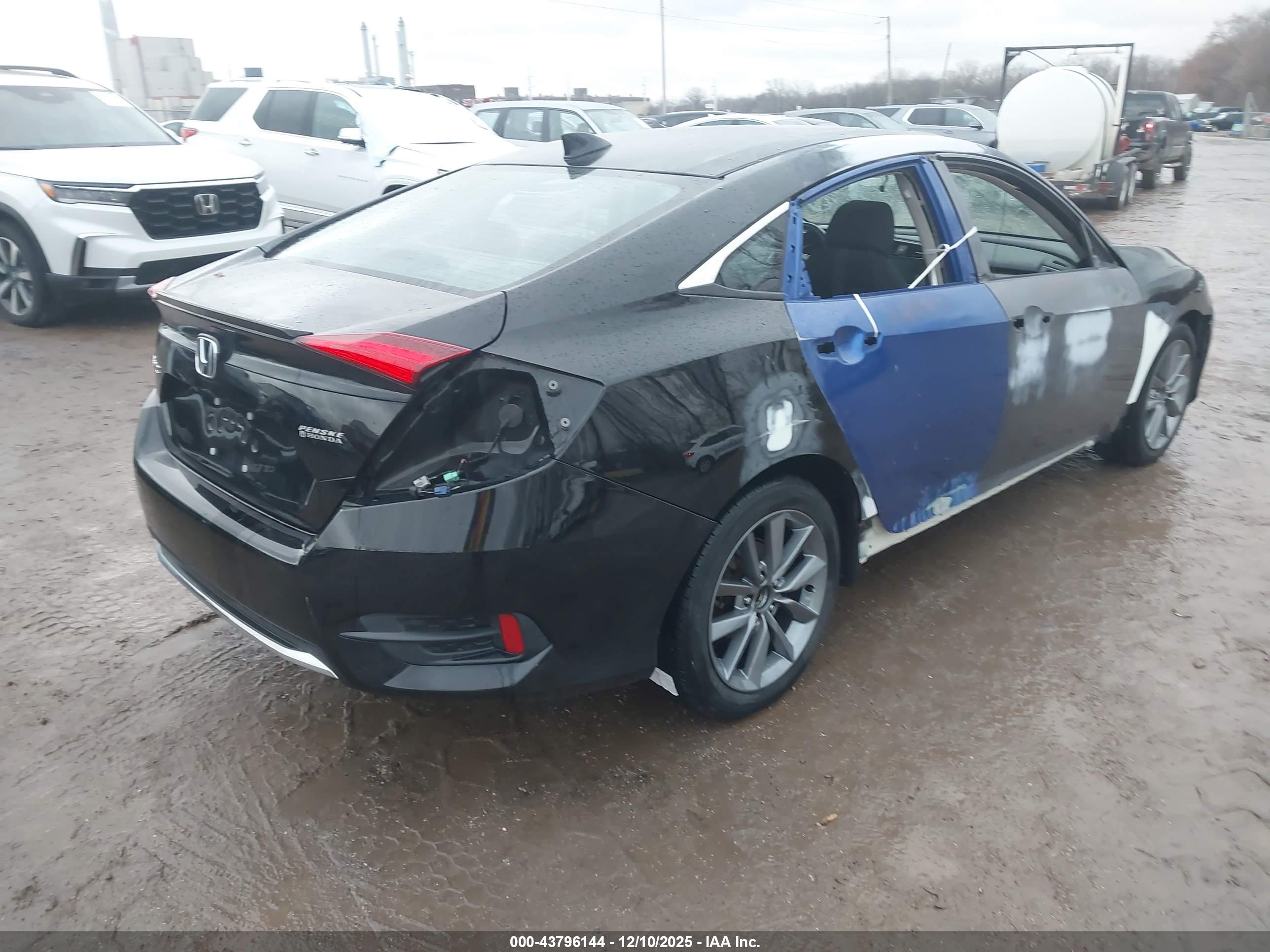 HONDA CIVIC image 4