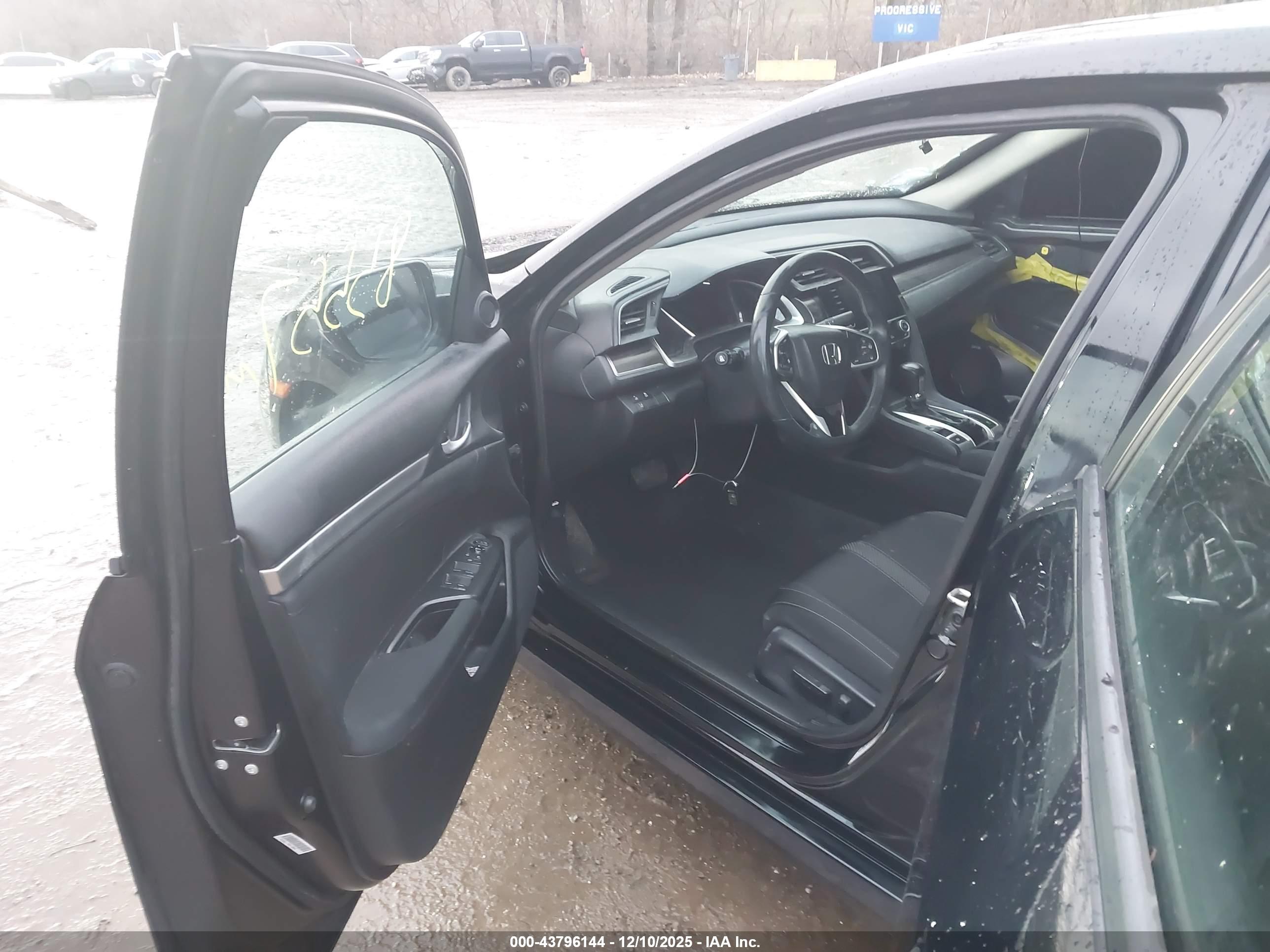 HONDA CIVIC image 5