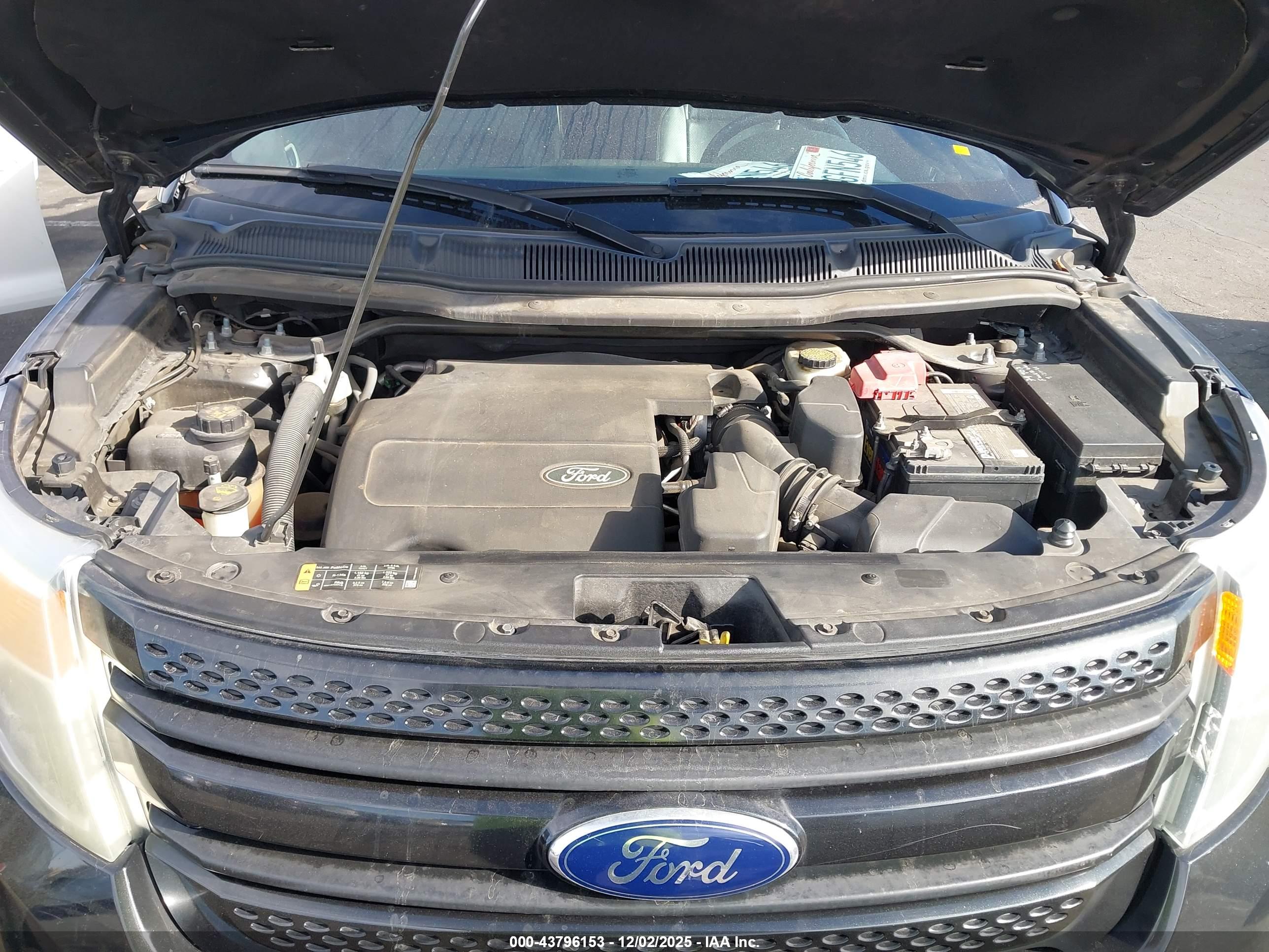 FORD EXPLORER image 10