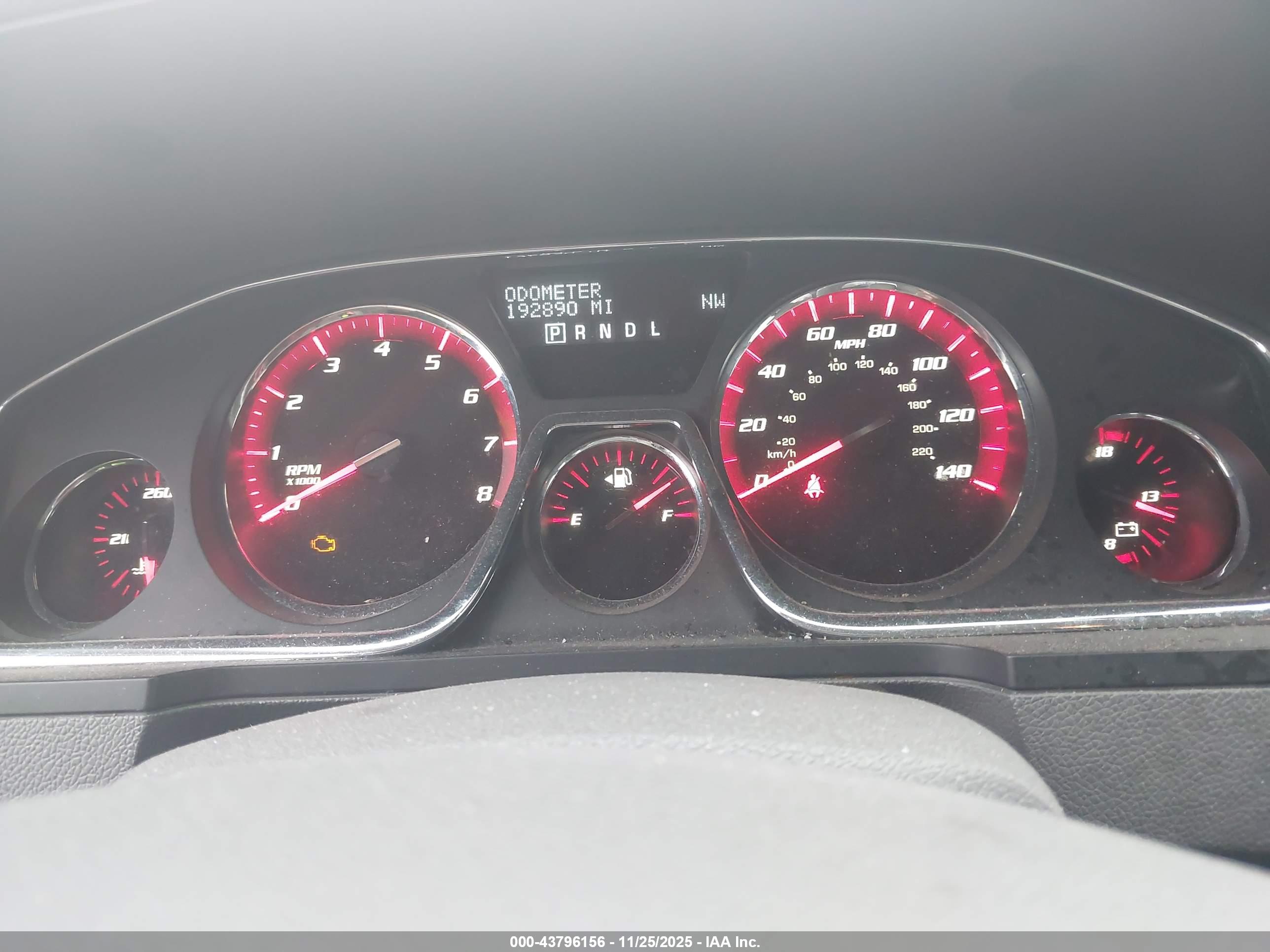GMC ACADIA image 7