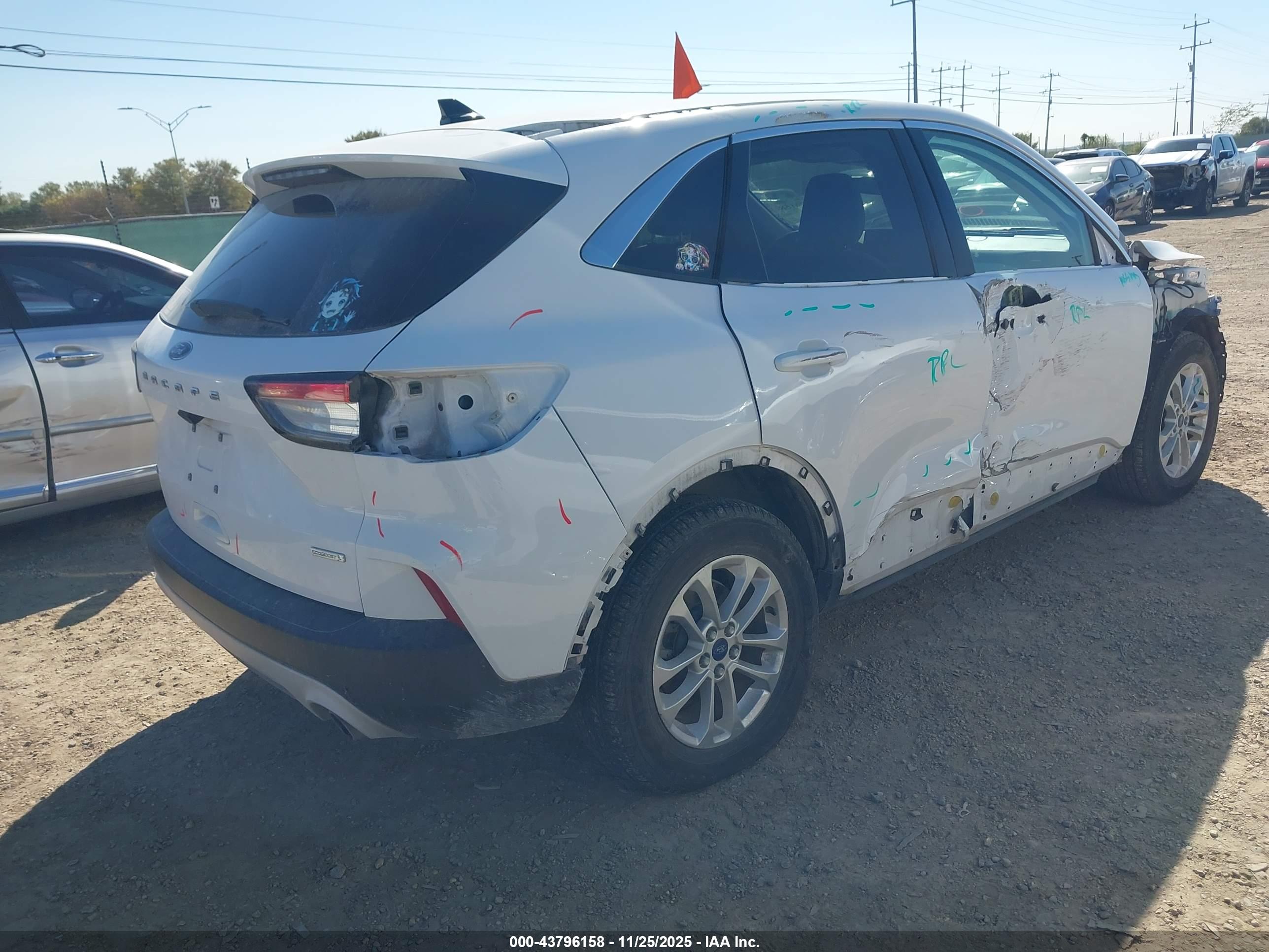 FORD ESCAPE image 4