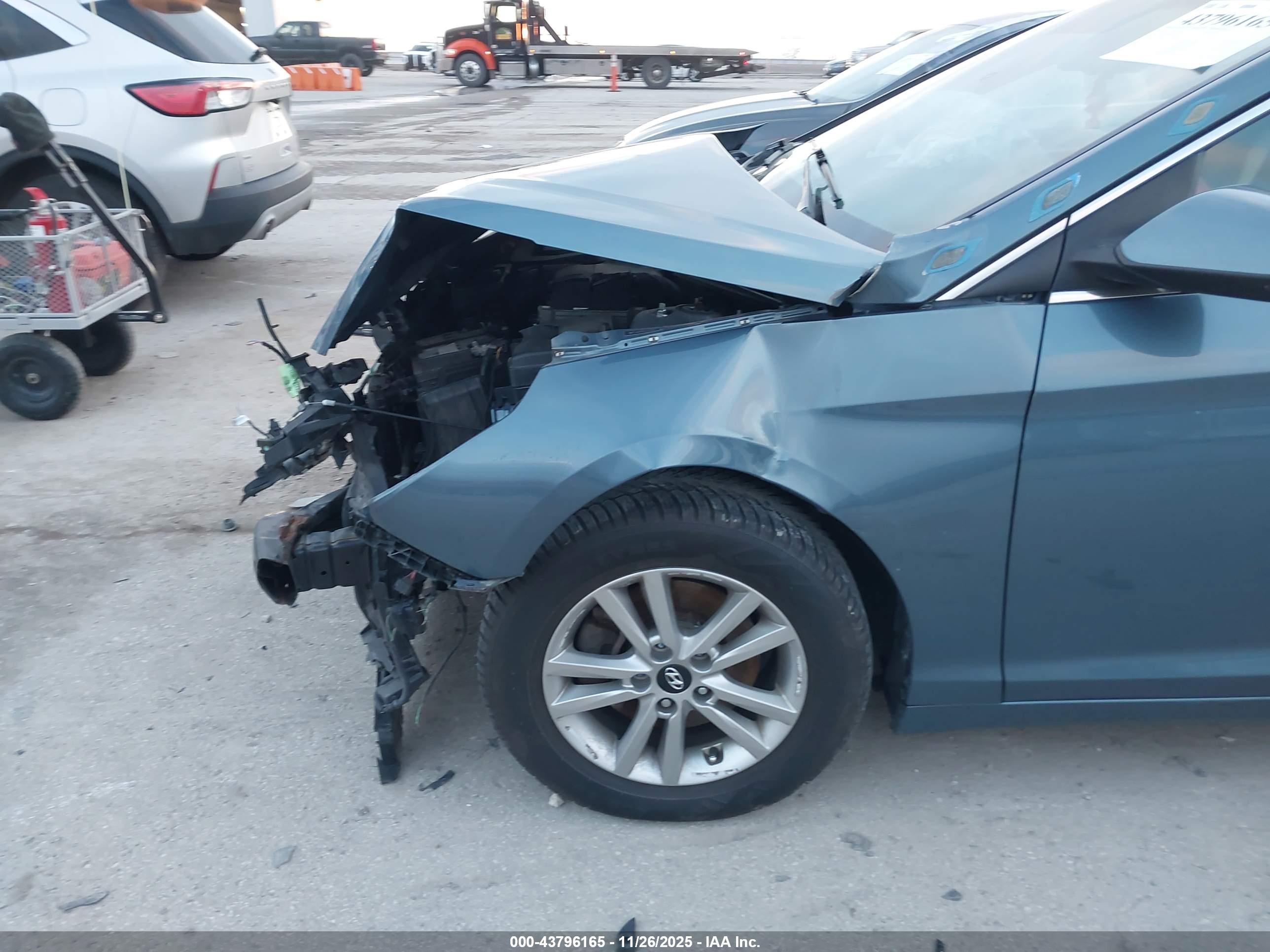 HYUNDAI SONATA image 6
