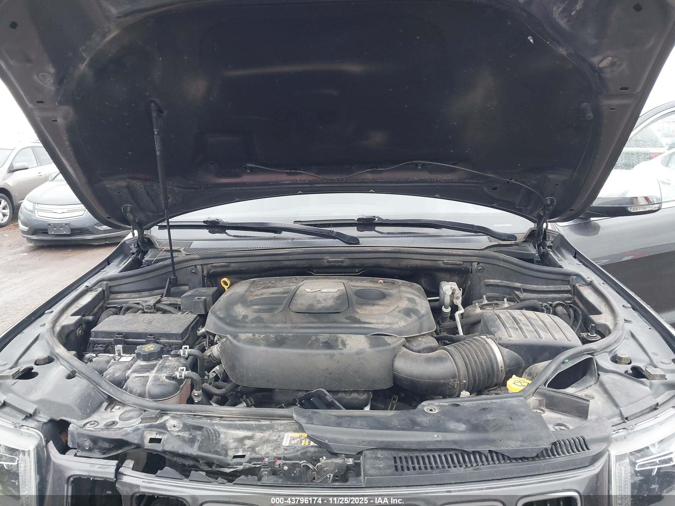 JEEP GRAND image 10