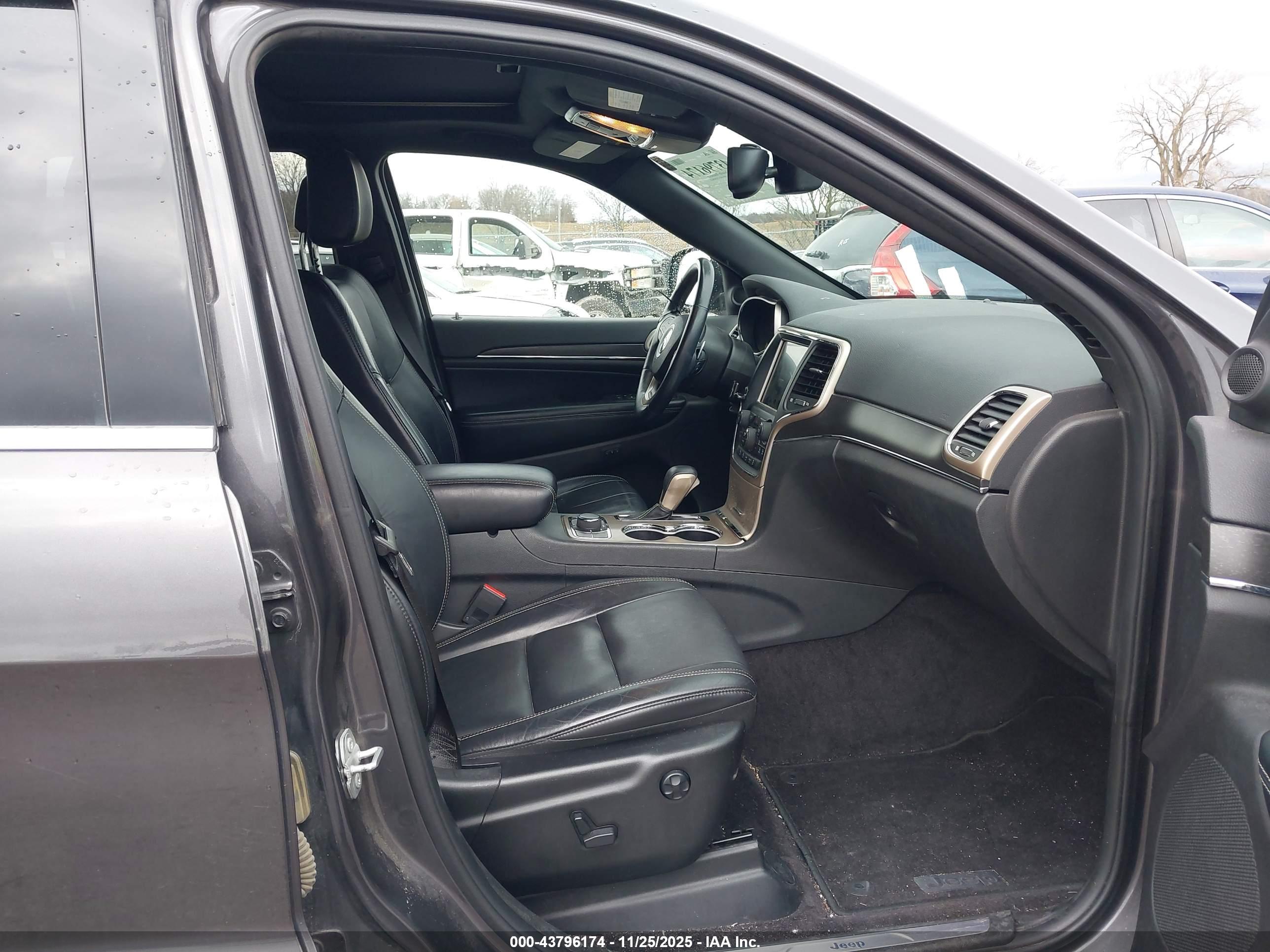 JEEP GRAND image 5
