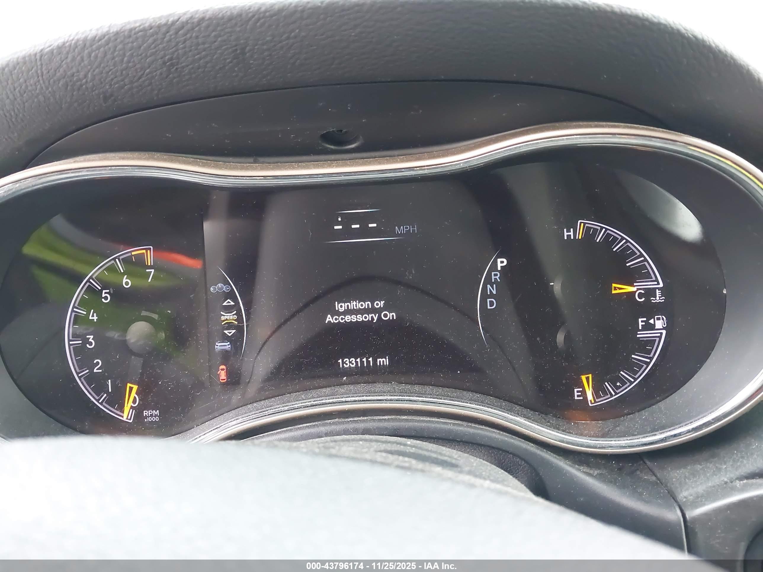 JEEP GRAND image 7