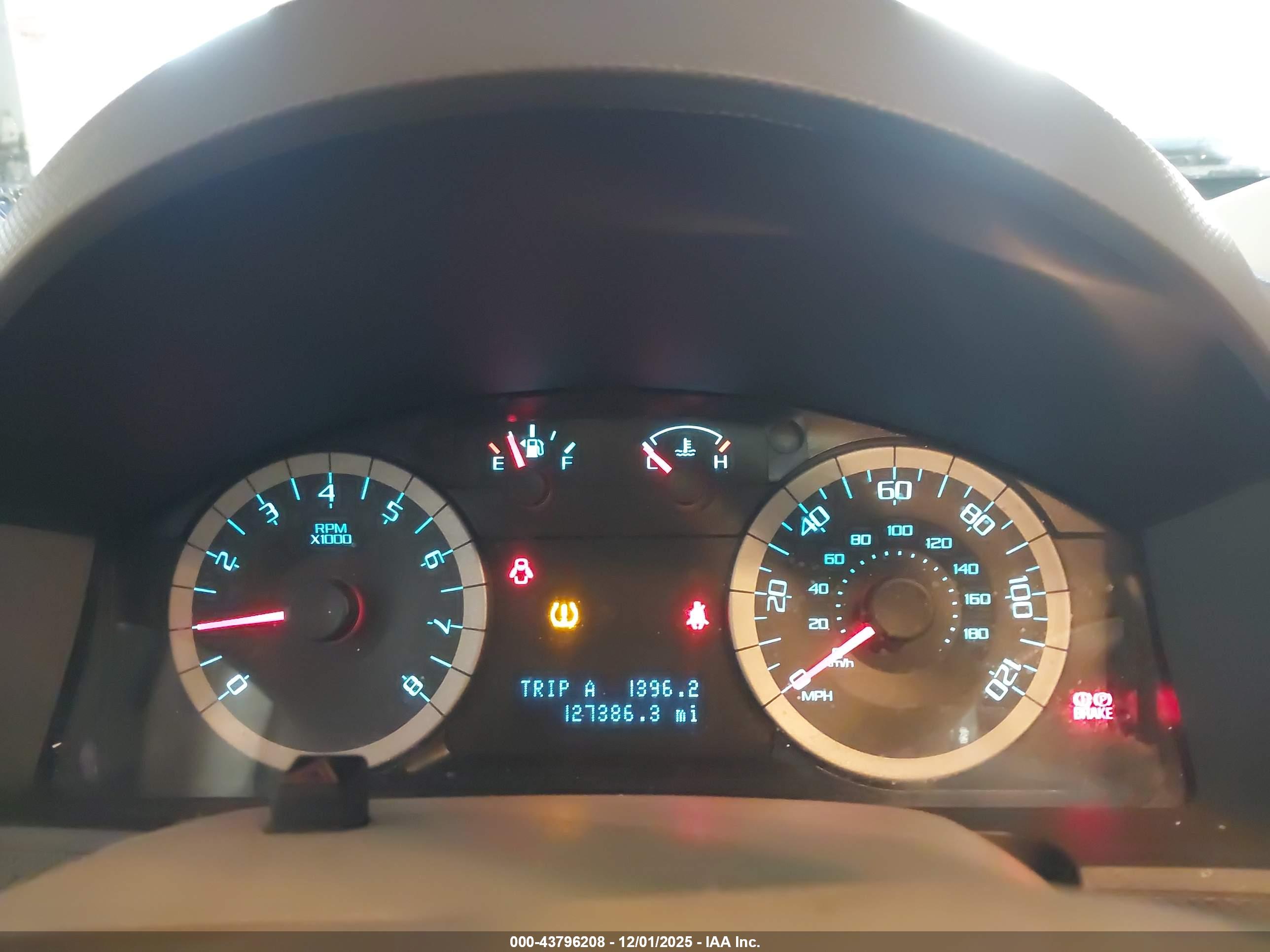 FORD ESCAPE image 7