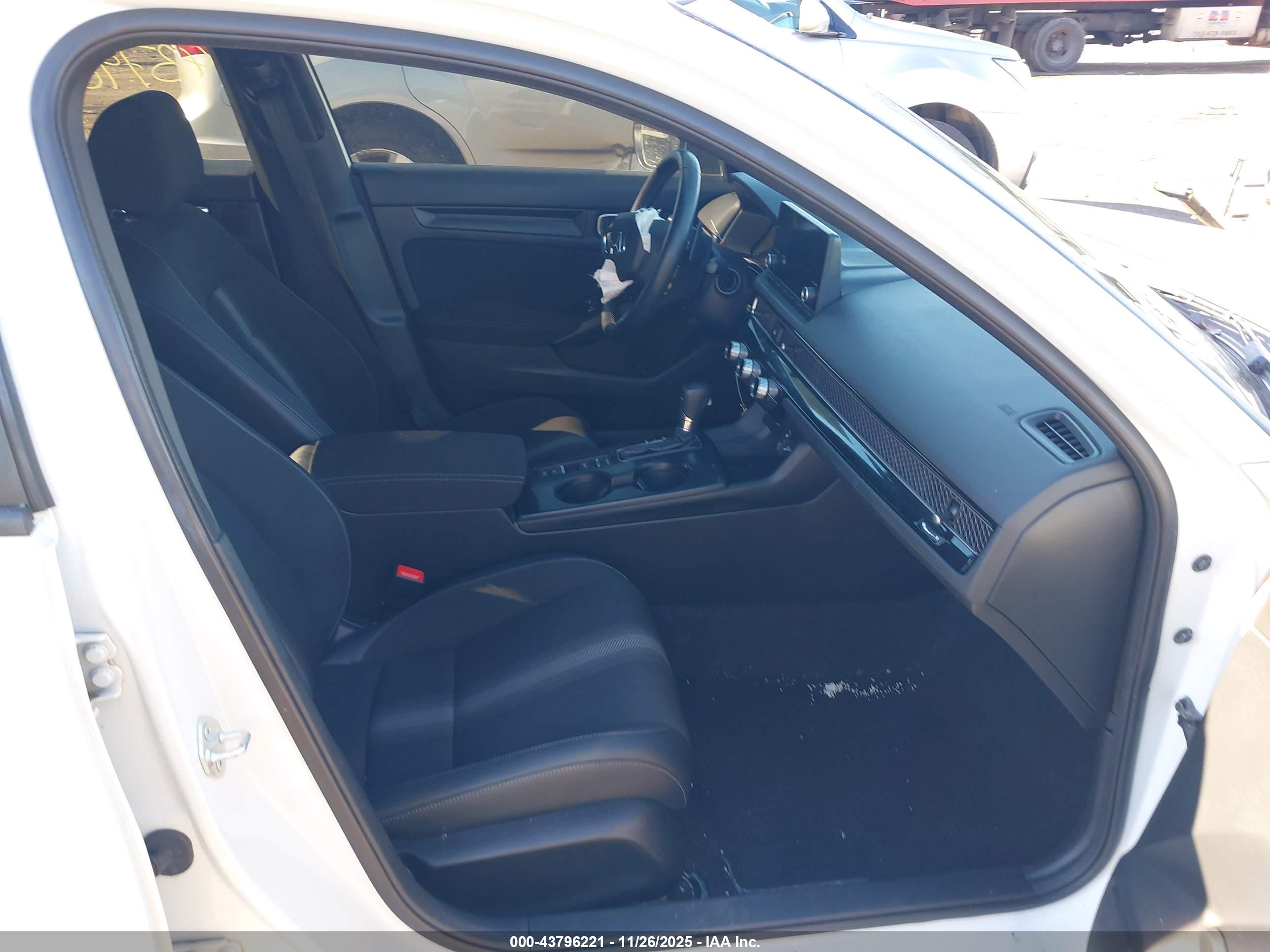 HONDA CIVIC image 5