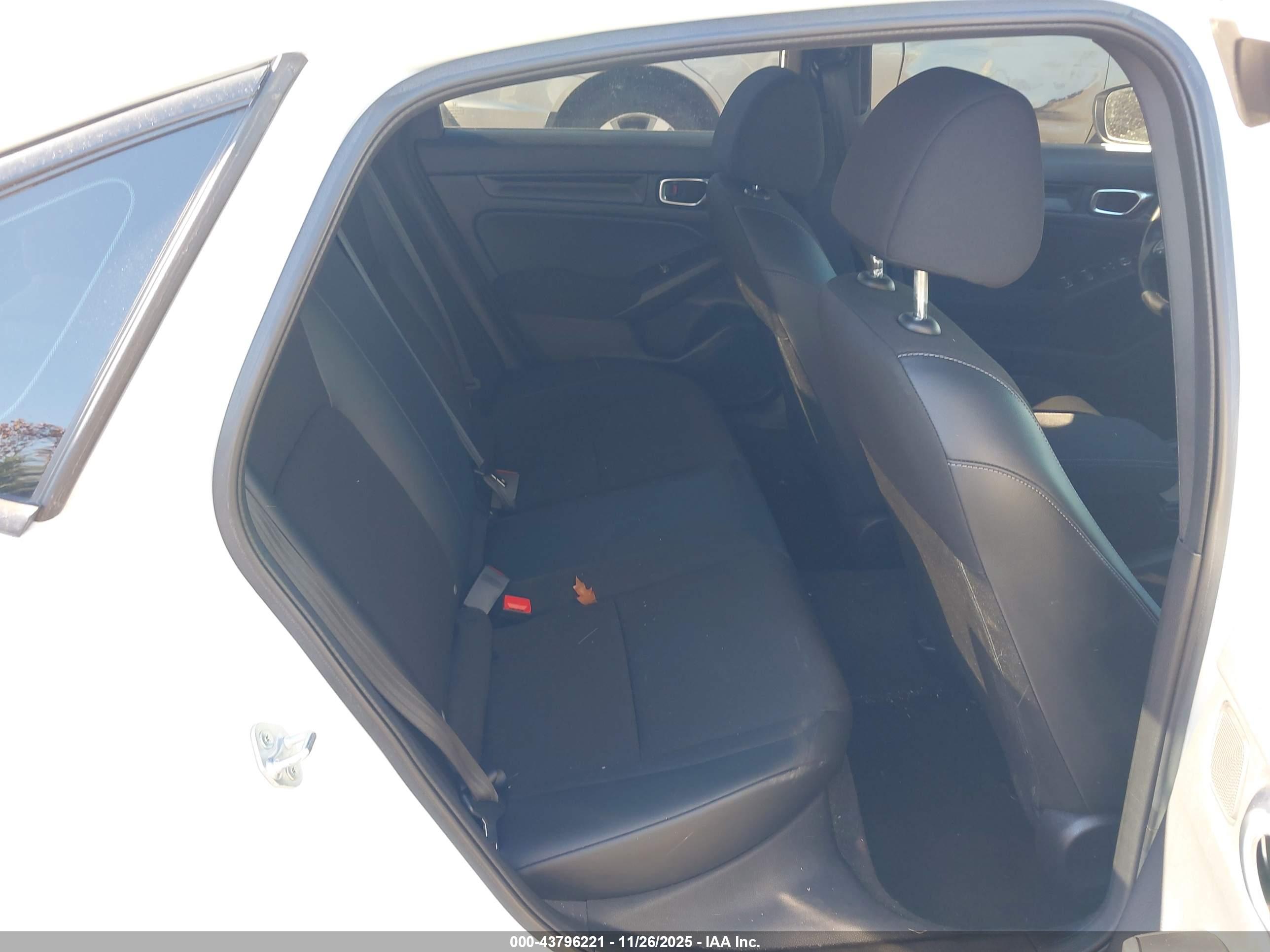 HONDA CIVIC image 8