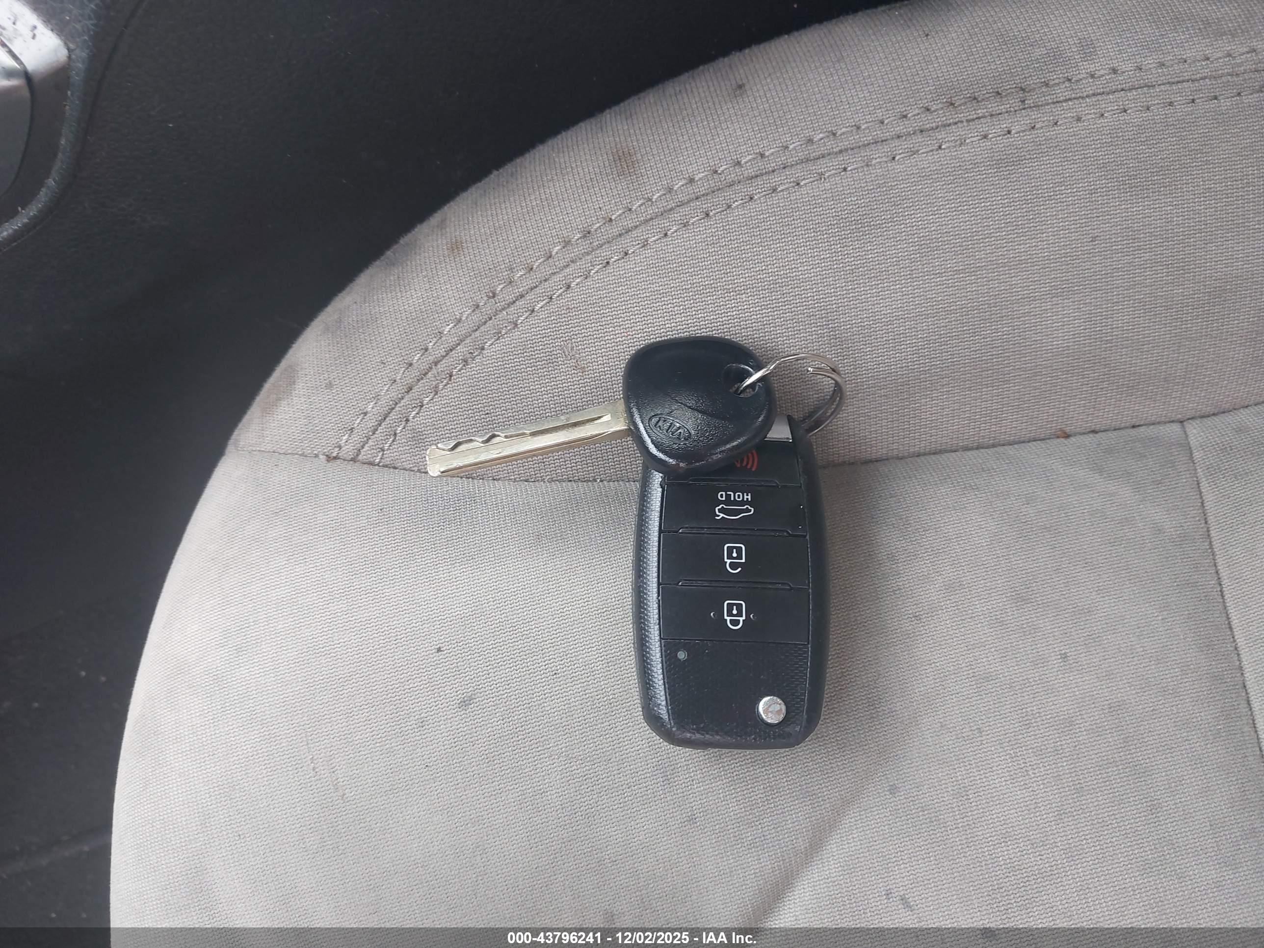 KIA OPTIMA image 11