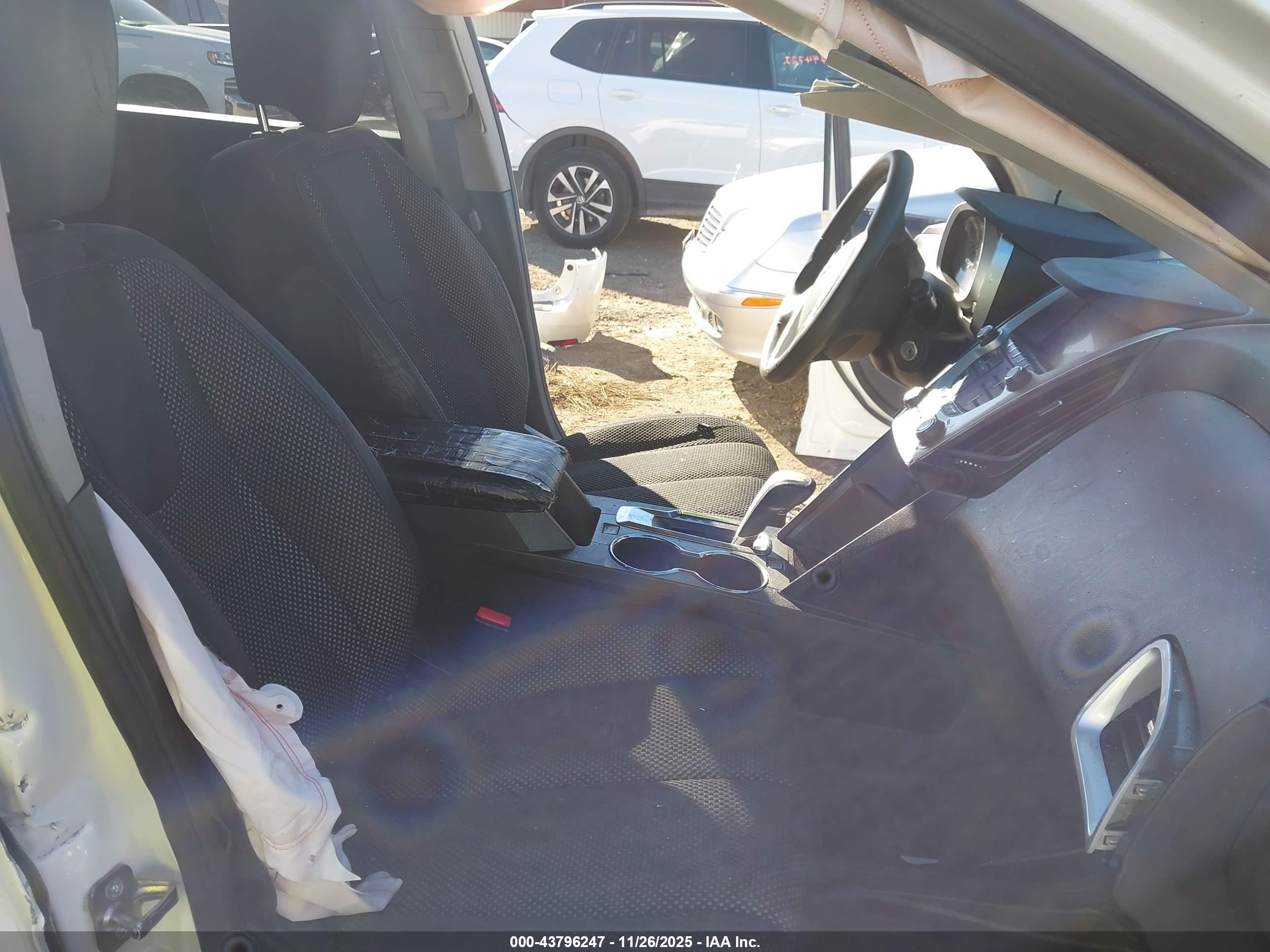 CHEVROLET EQUINOX image 5