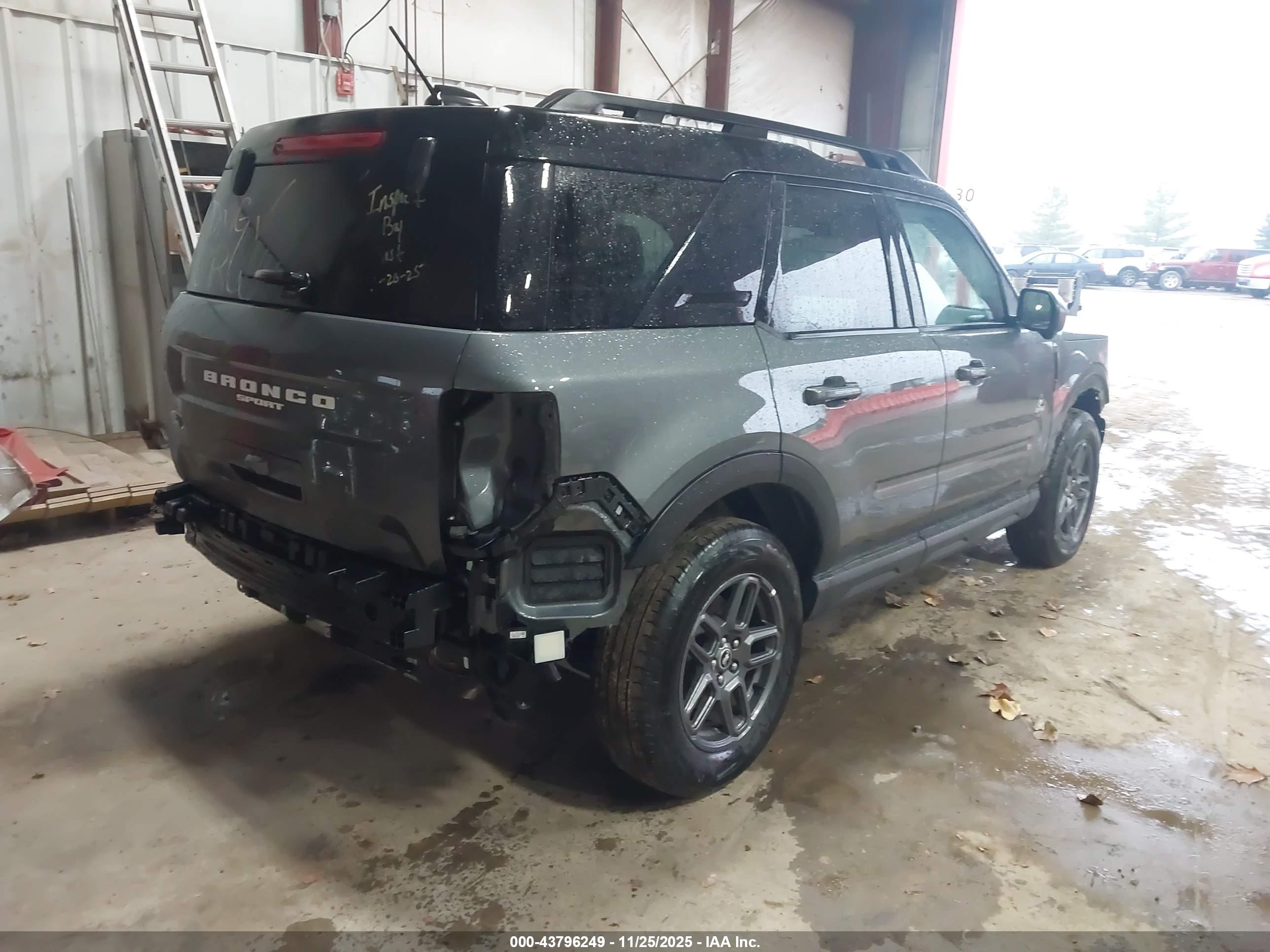 FORD BRONCO image 4