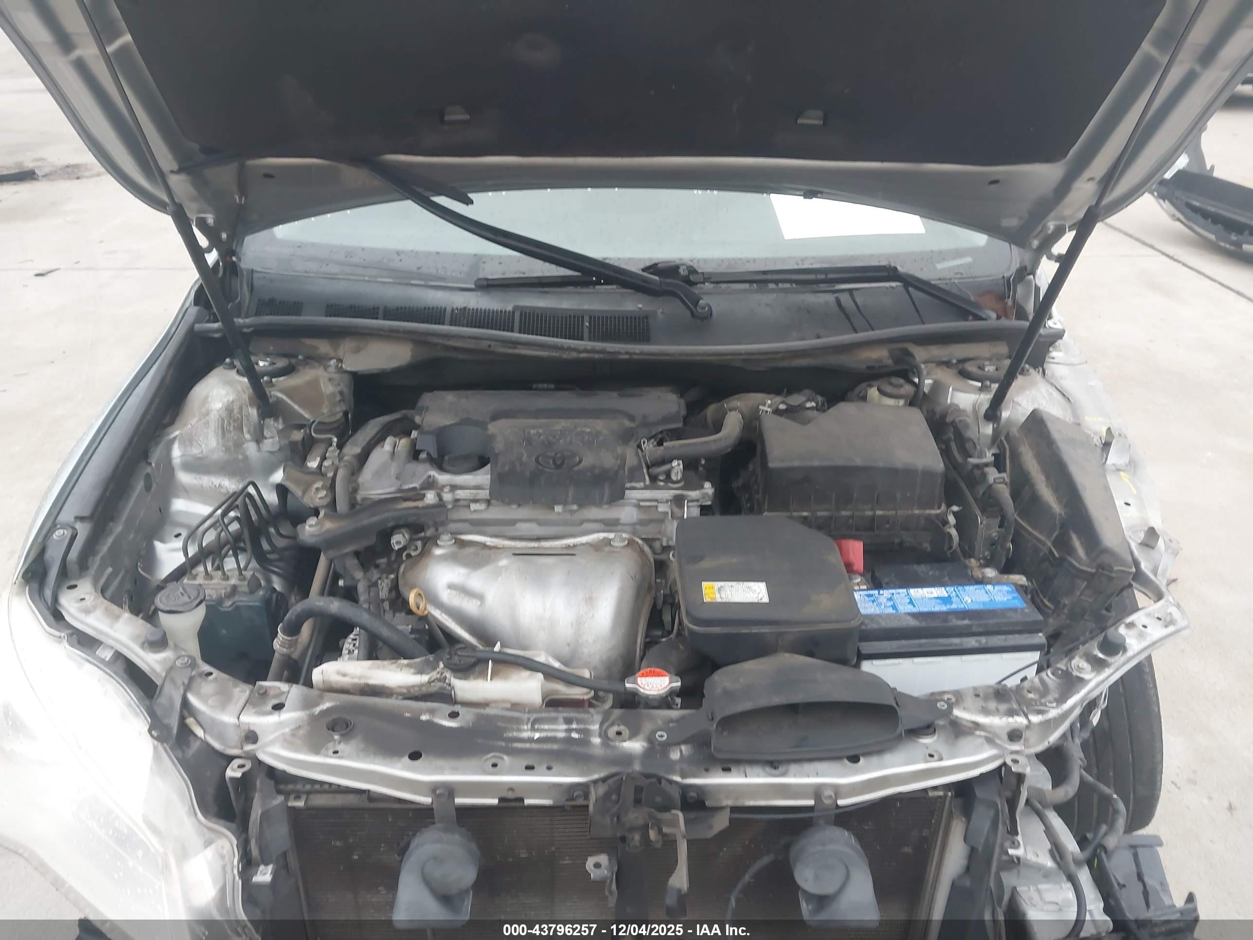 TOYOTA CAMRY image 10