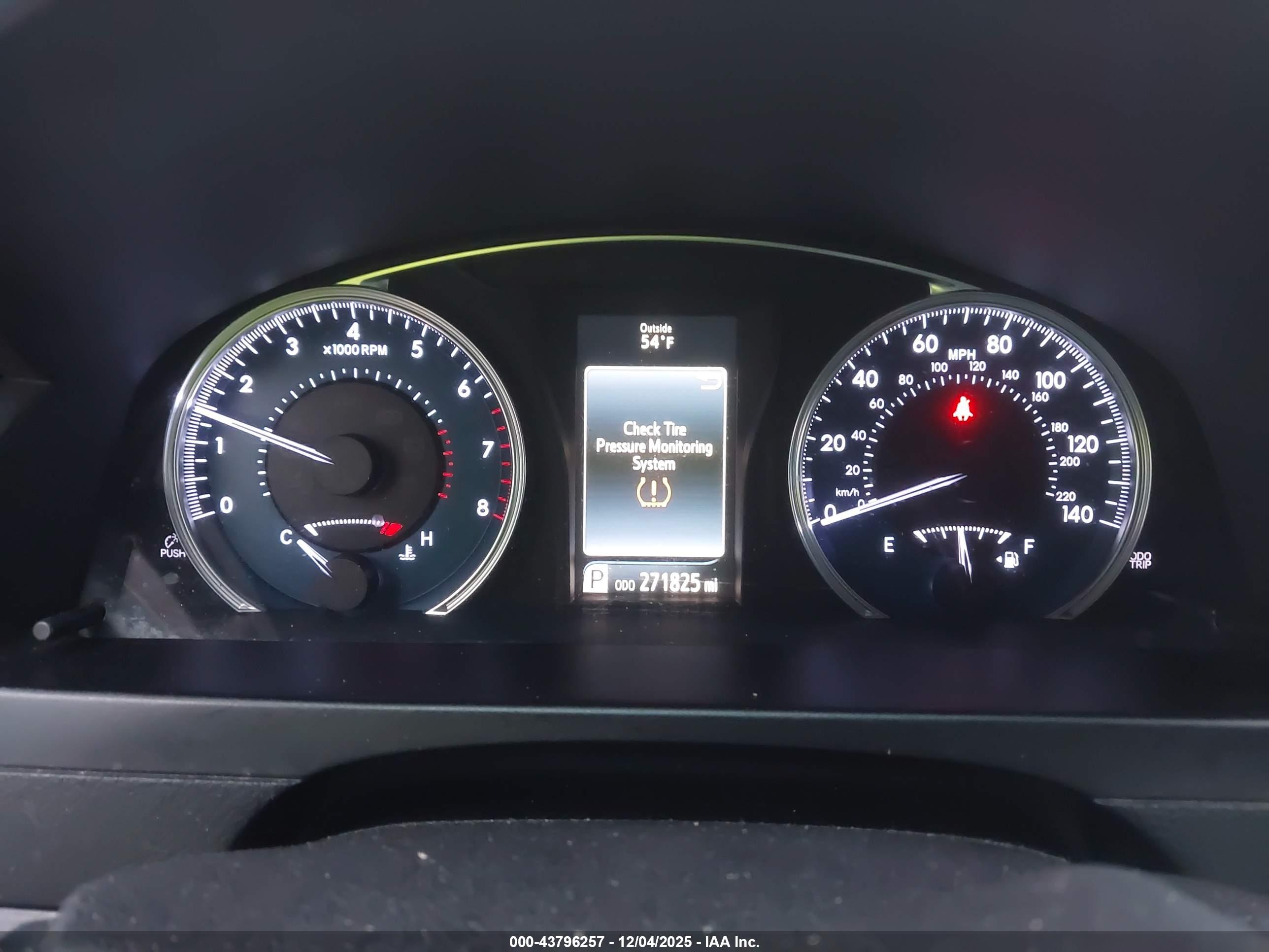 TOYOTA CAMRY image 7