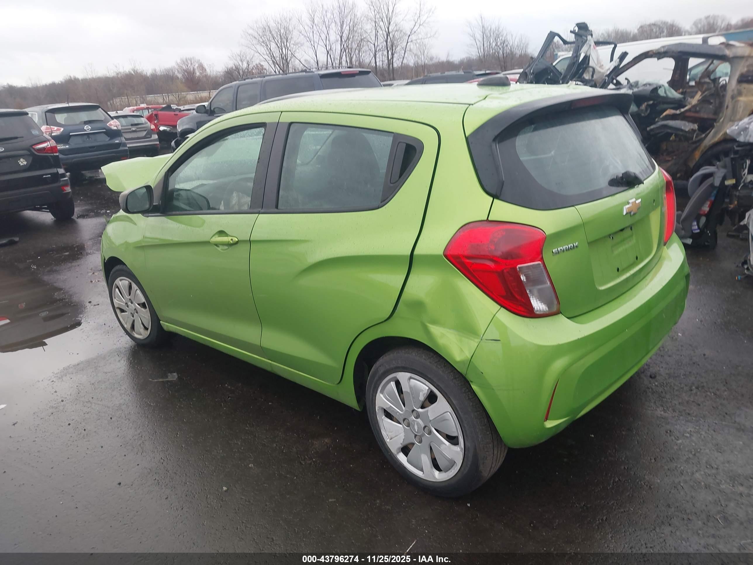 CHEVROLET SPARK image 3