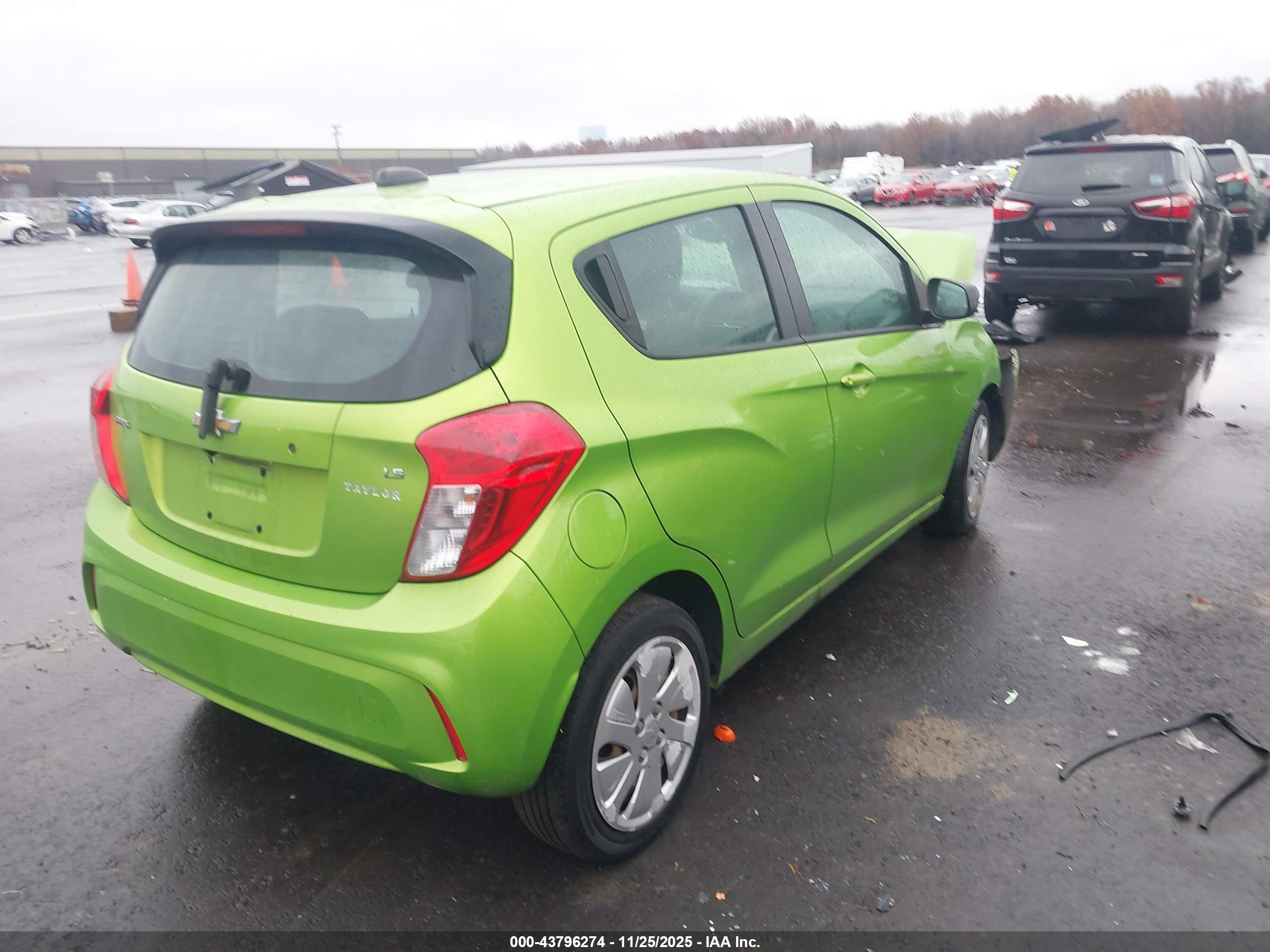 CHEVROLET SPARK image 4