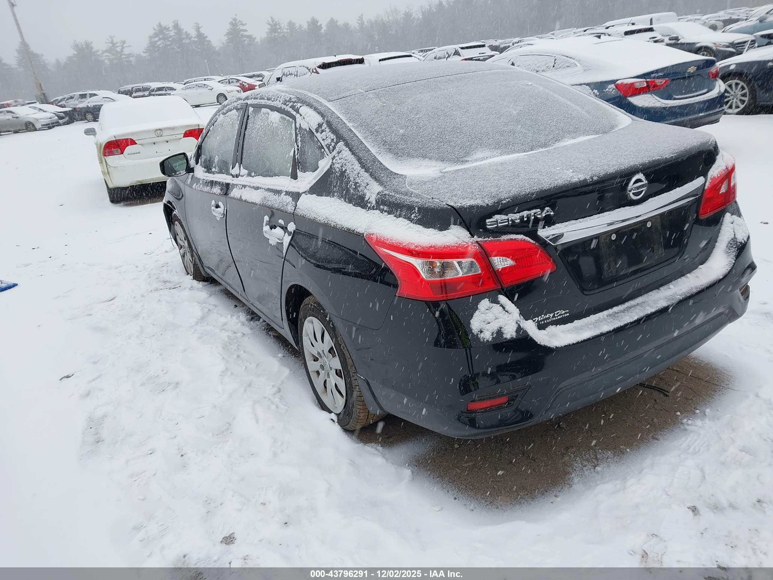 NISSAN SENTRA image 3