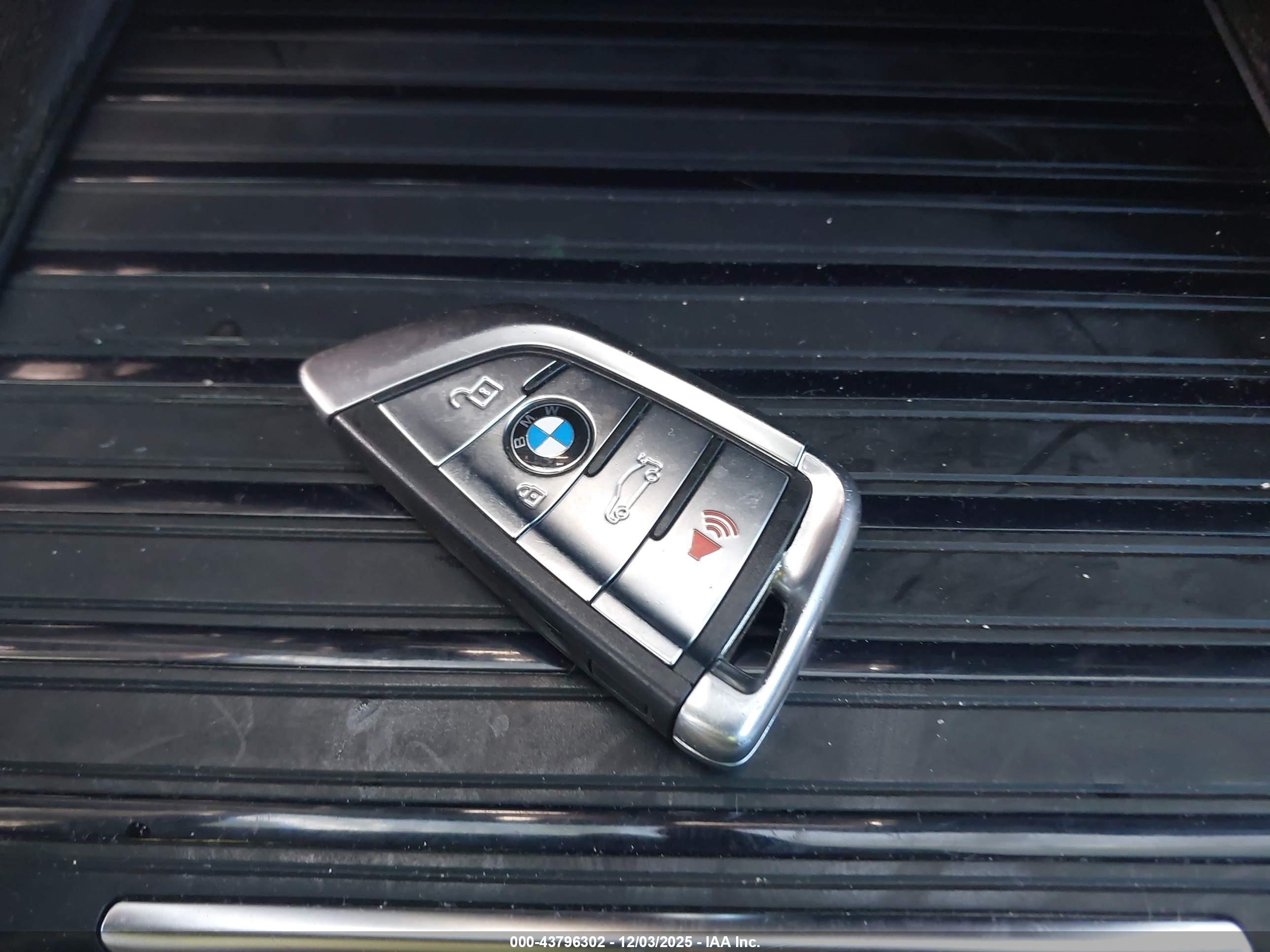 BMW X5 image 11