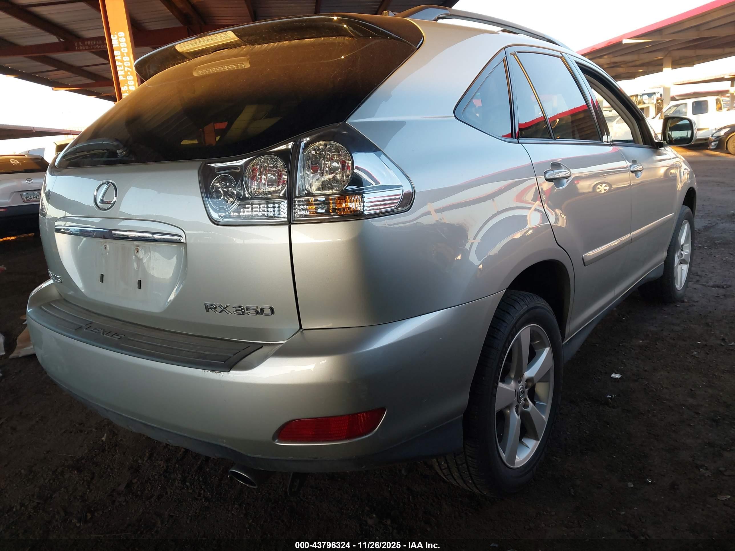 LEXUS RX image 4