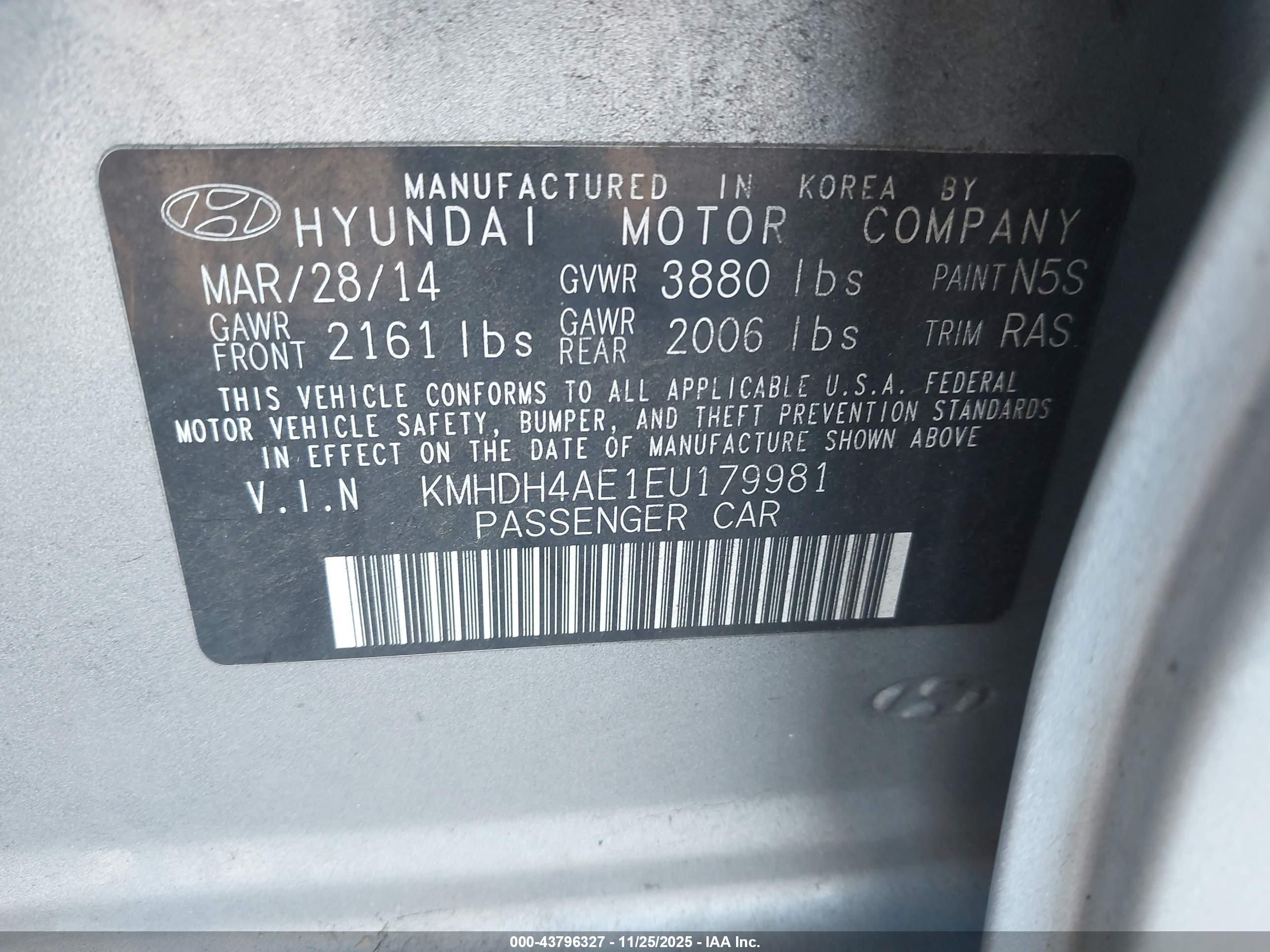 HYUNDAI ELANTRA image 9
