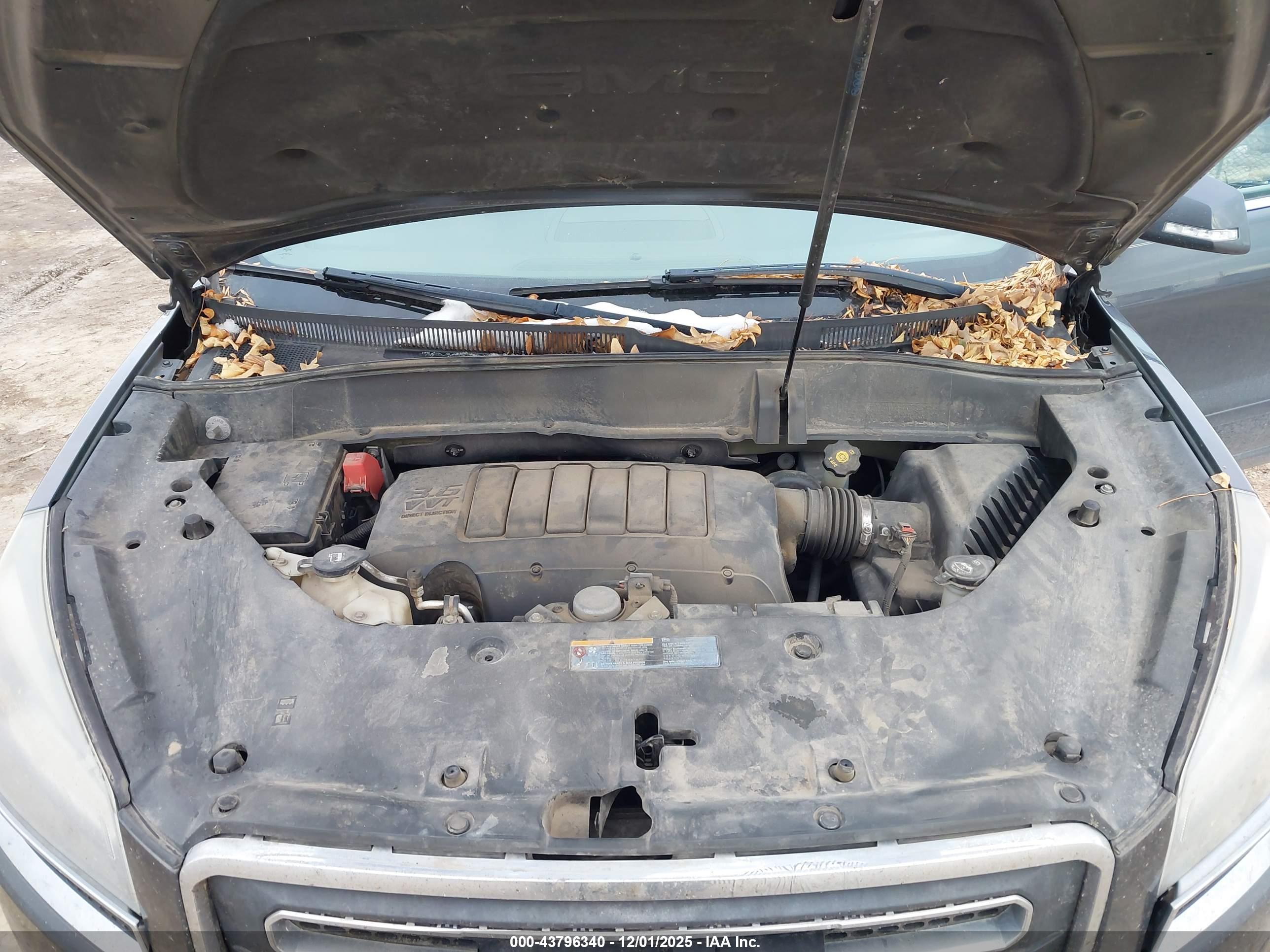 GMC ACADIA image 10