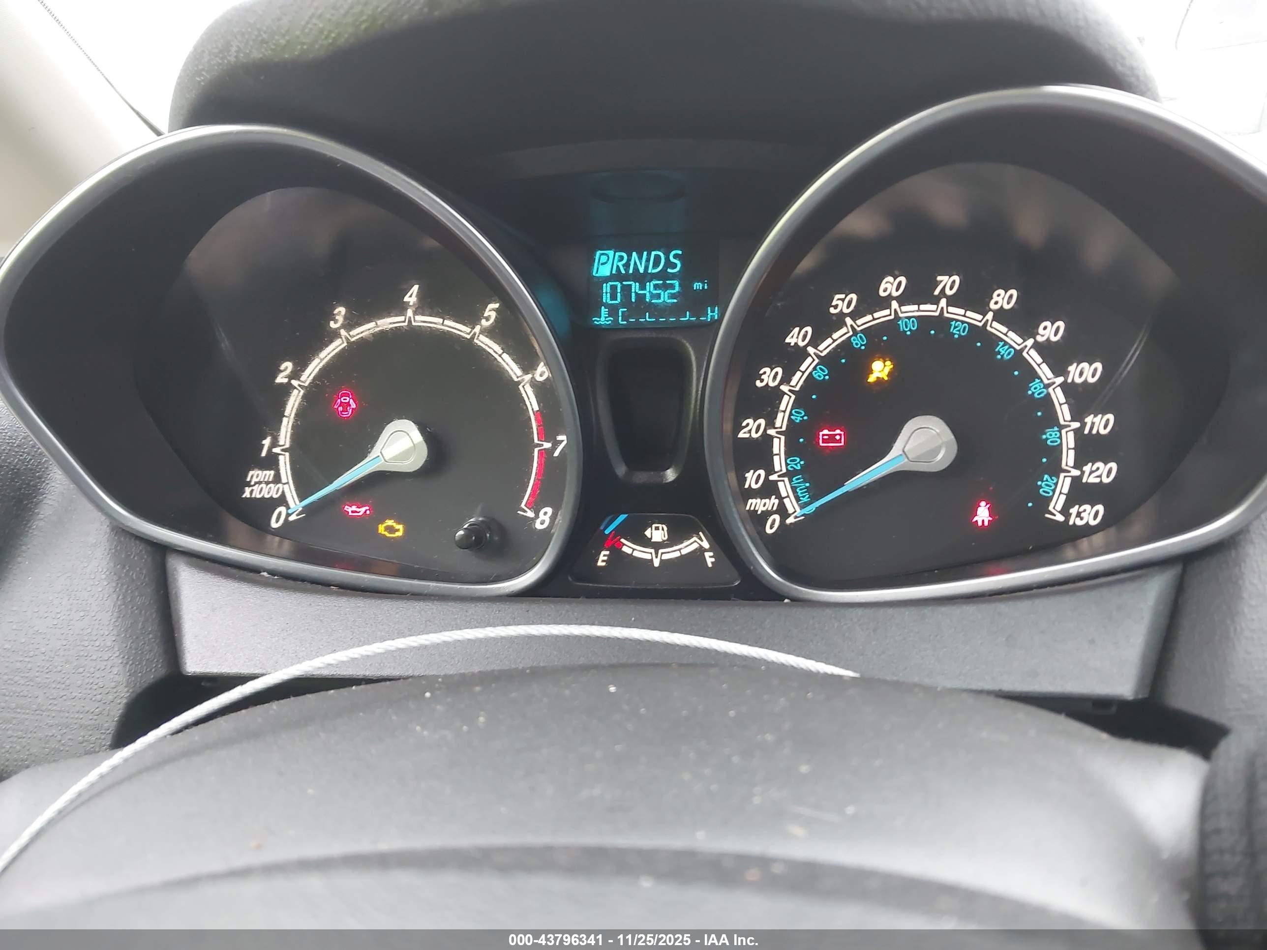 FORD FIESTA image 7