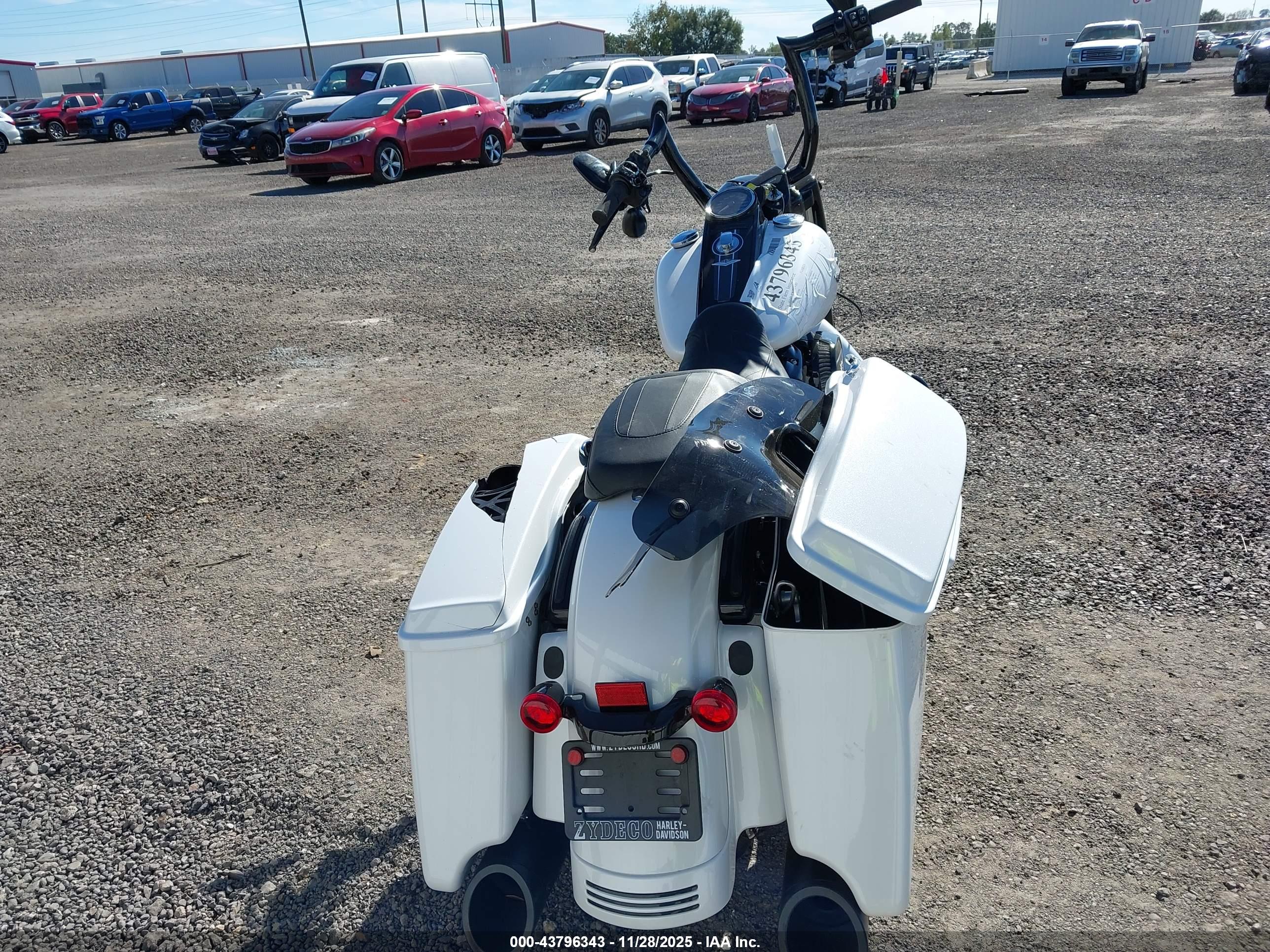 HARLEY-DAVIDSON FLHRXS image 6