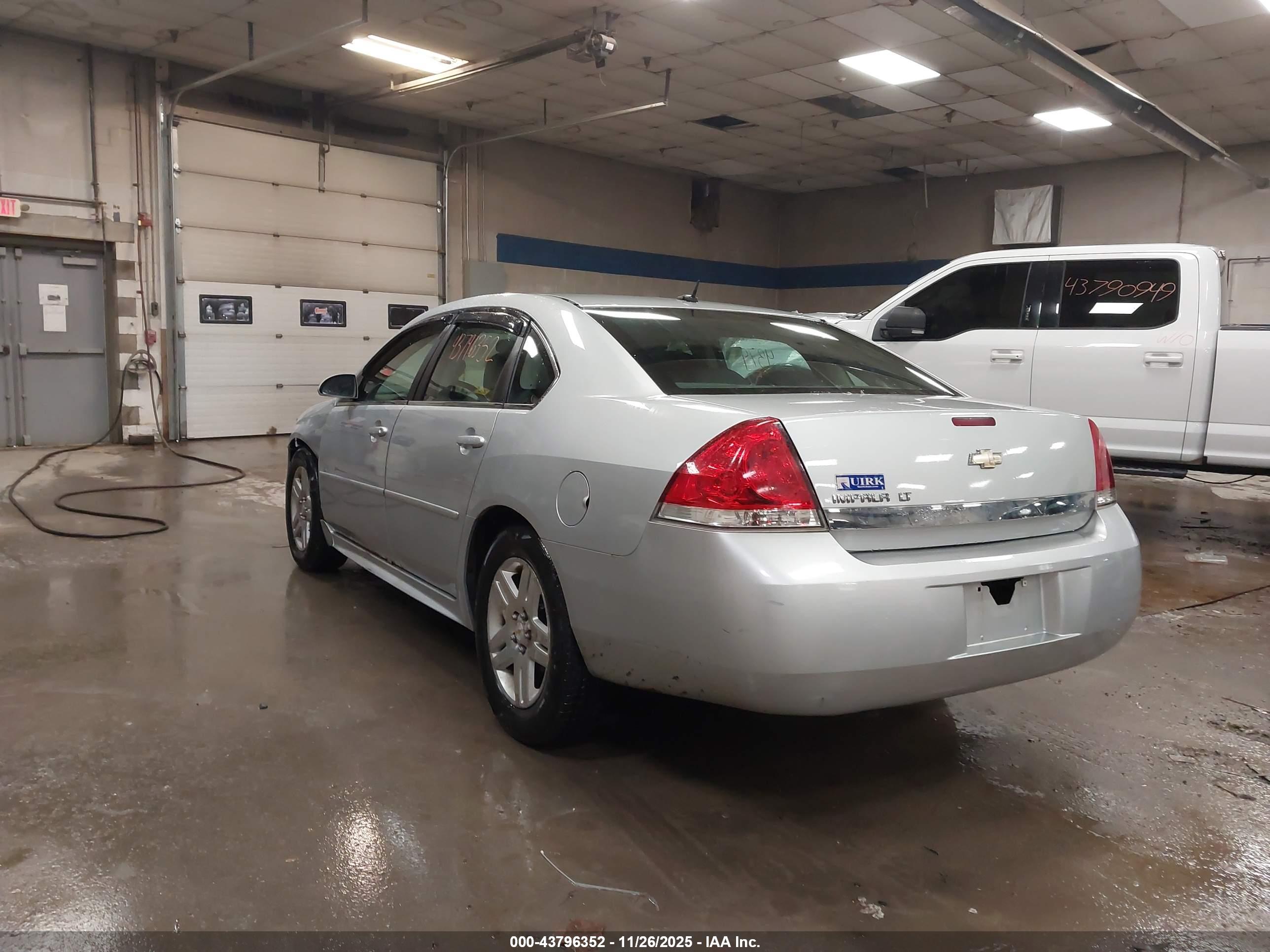 CHEVROLET IMPALA image 3