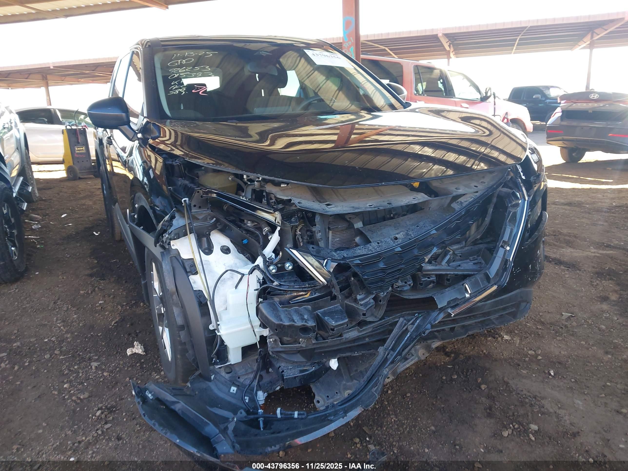 NISSAN ROGUE image 6