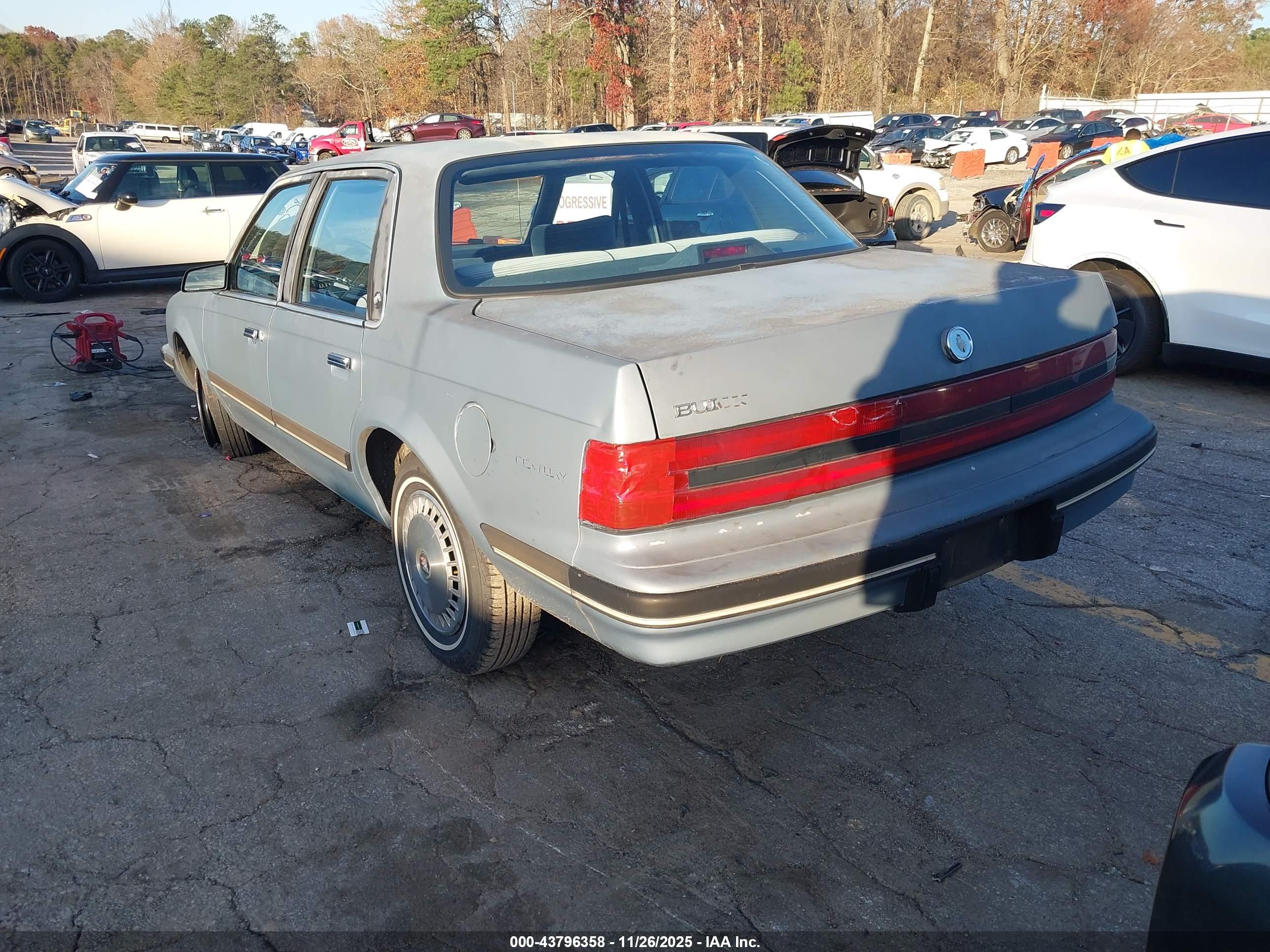 BUICK CENTURY image 3