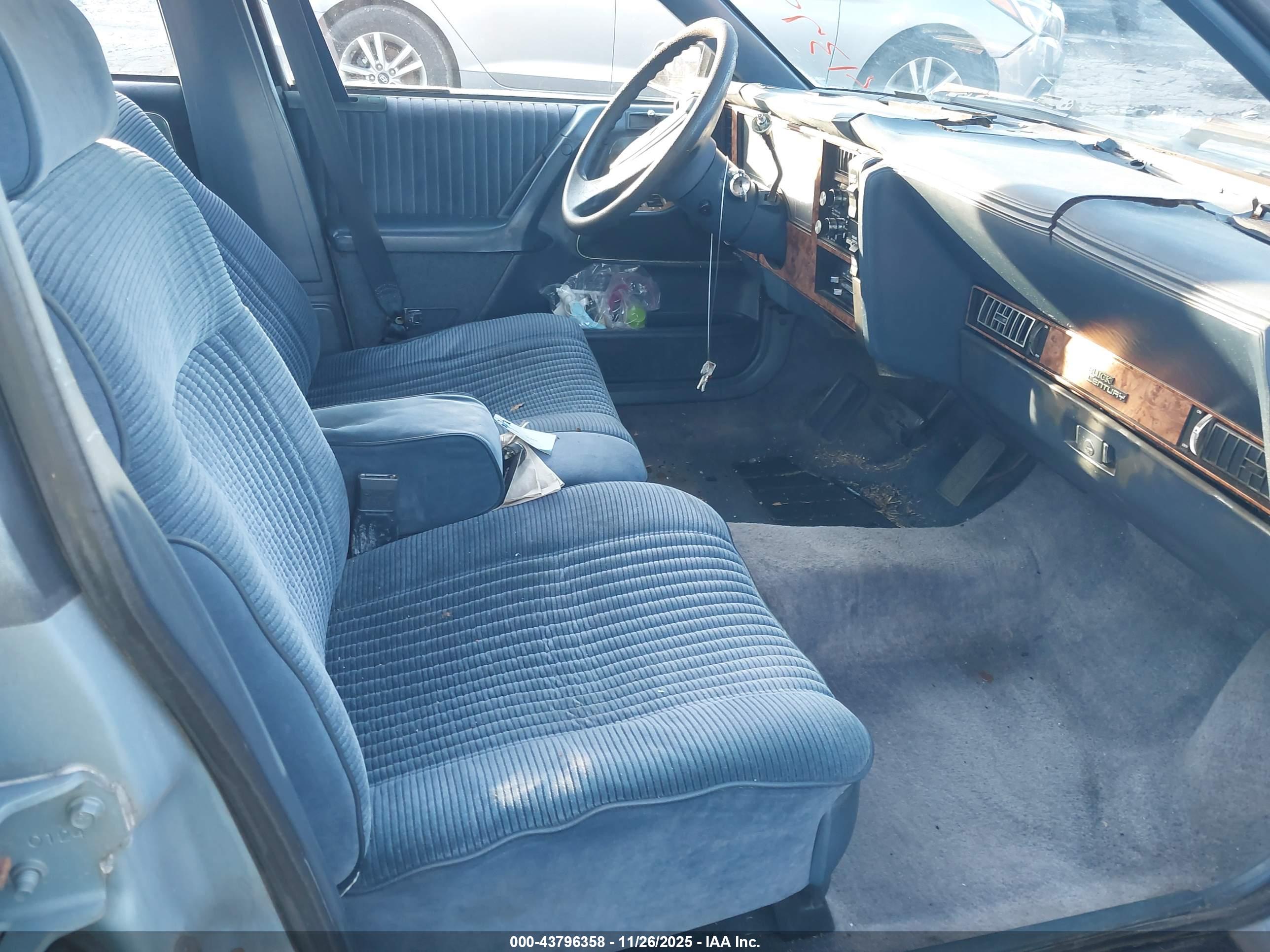 BUICK CENTURY image 5