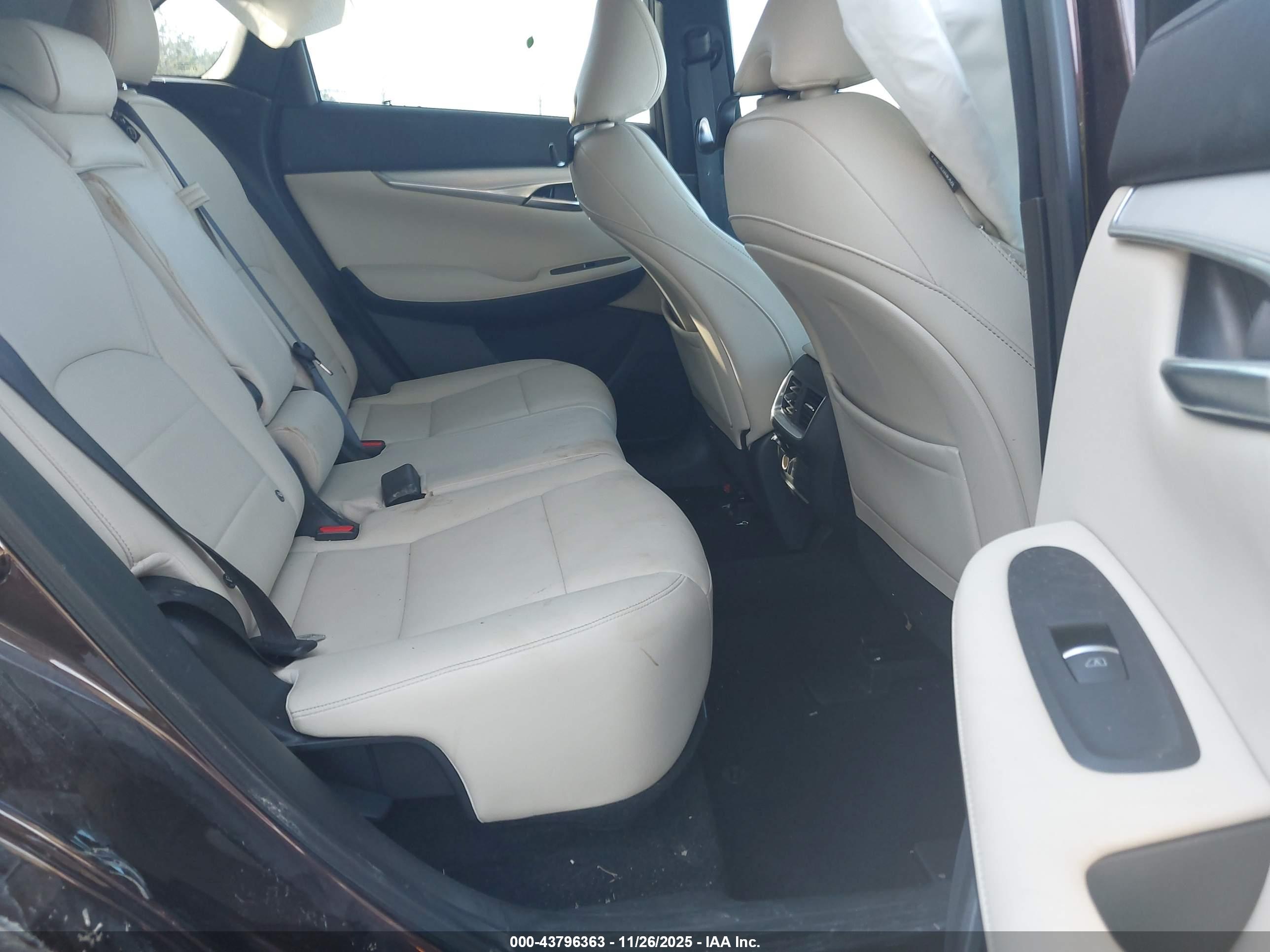 INFINITI QX50 image 8