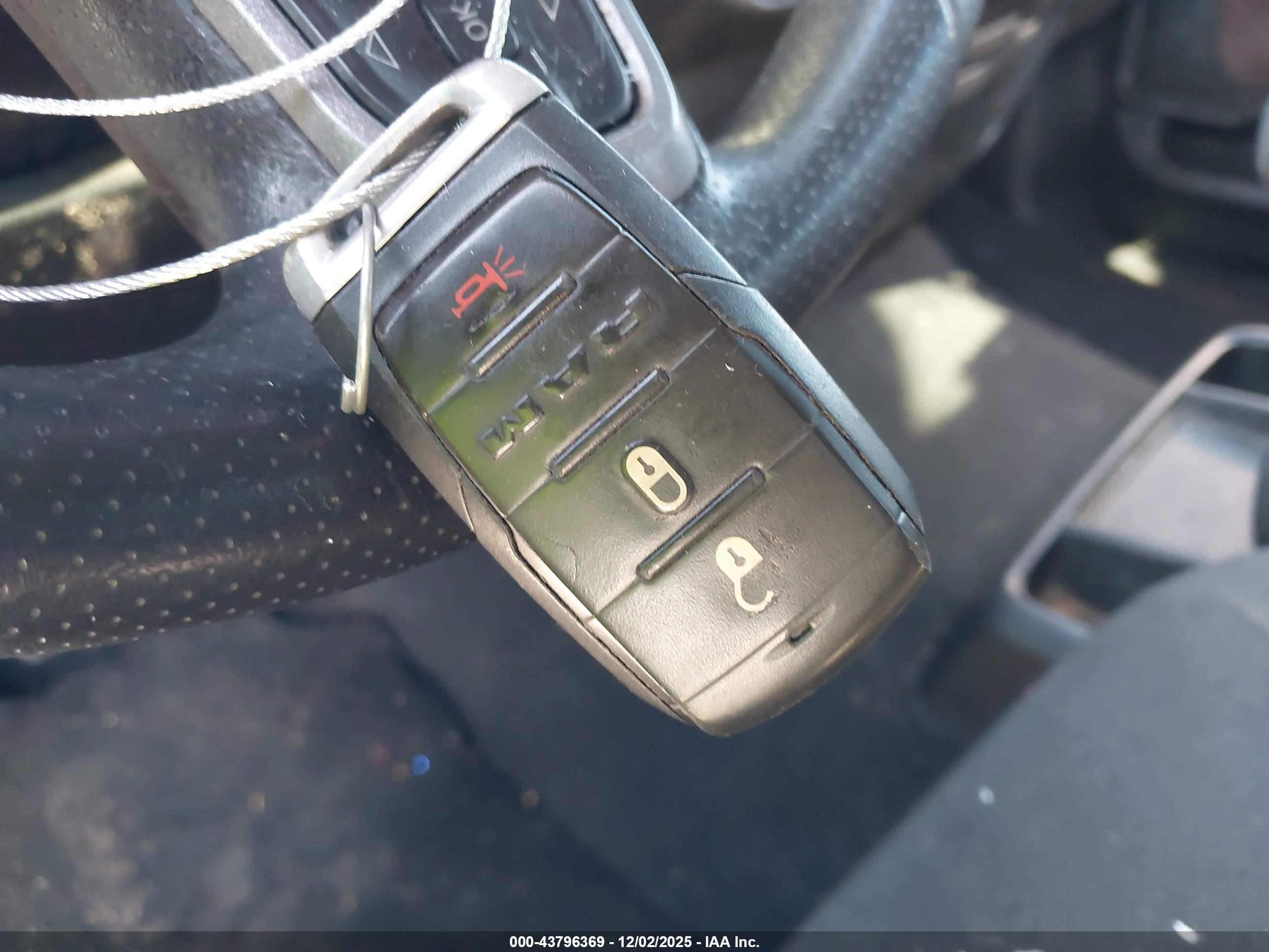 RAM 1500 image 11