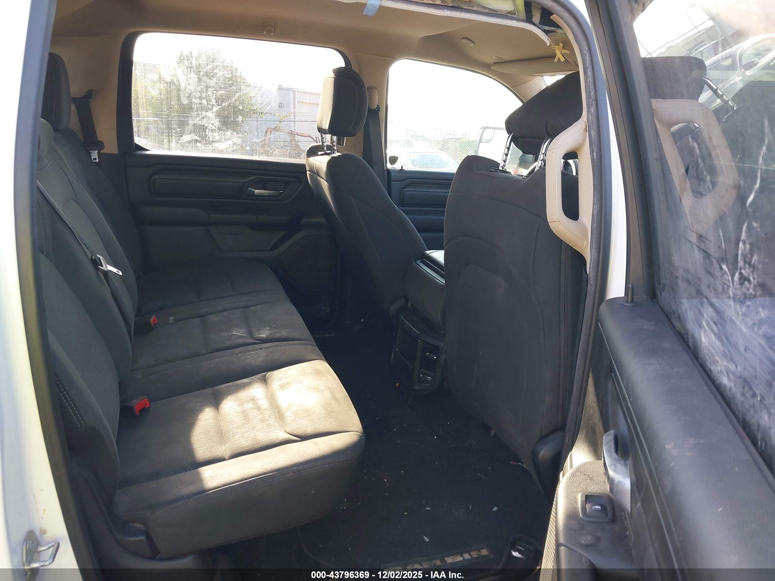 RAM 1500 image 8
