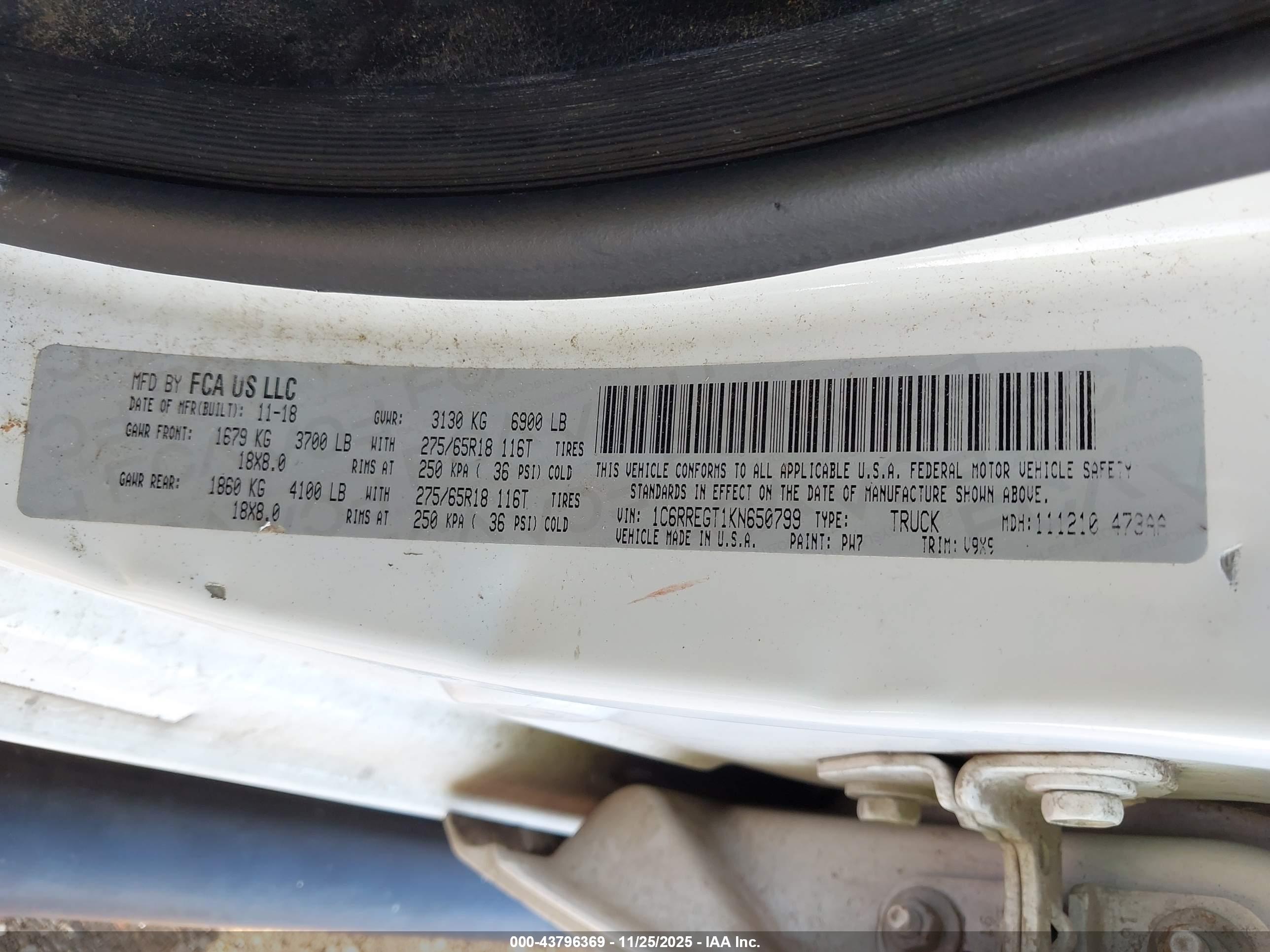 RAM 1500 image 9