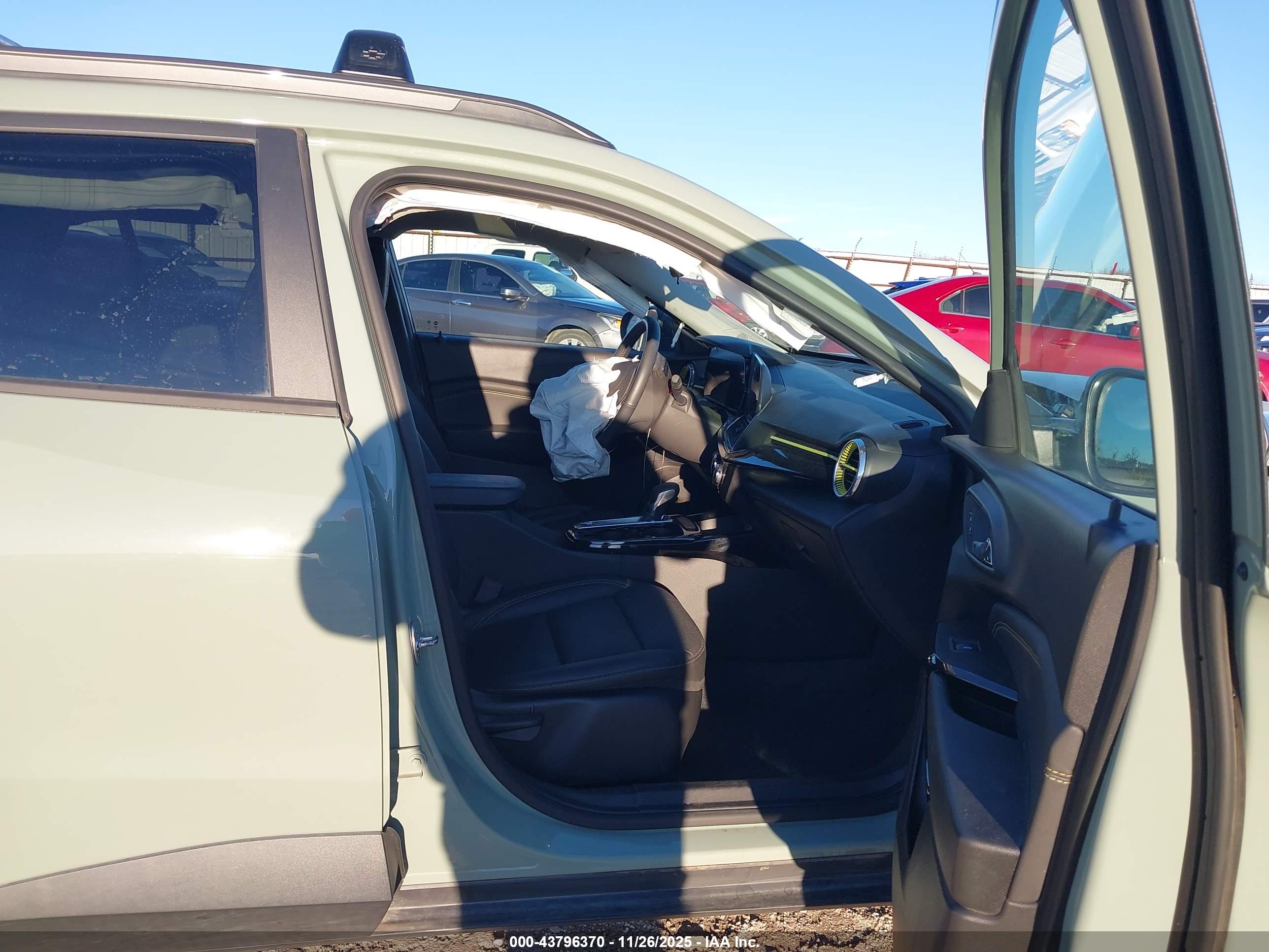 CHEVROLET TRAX image 5