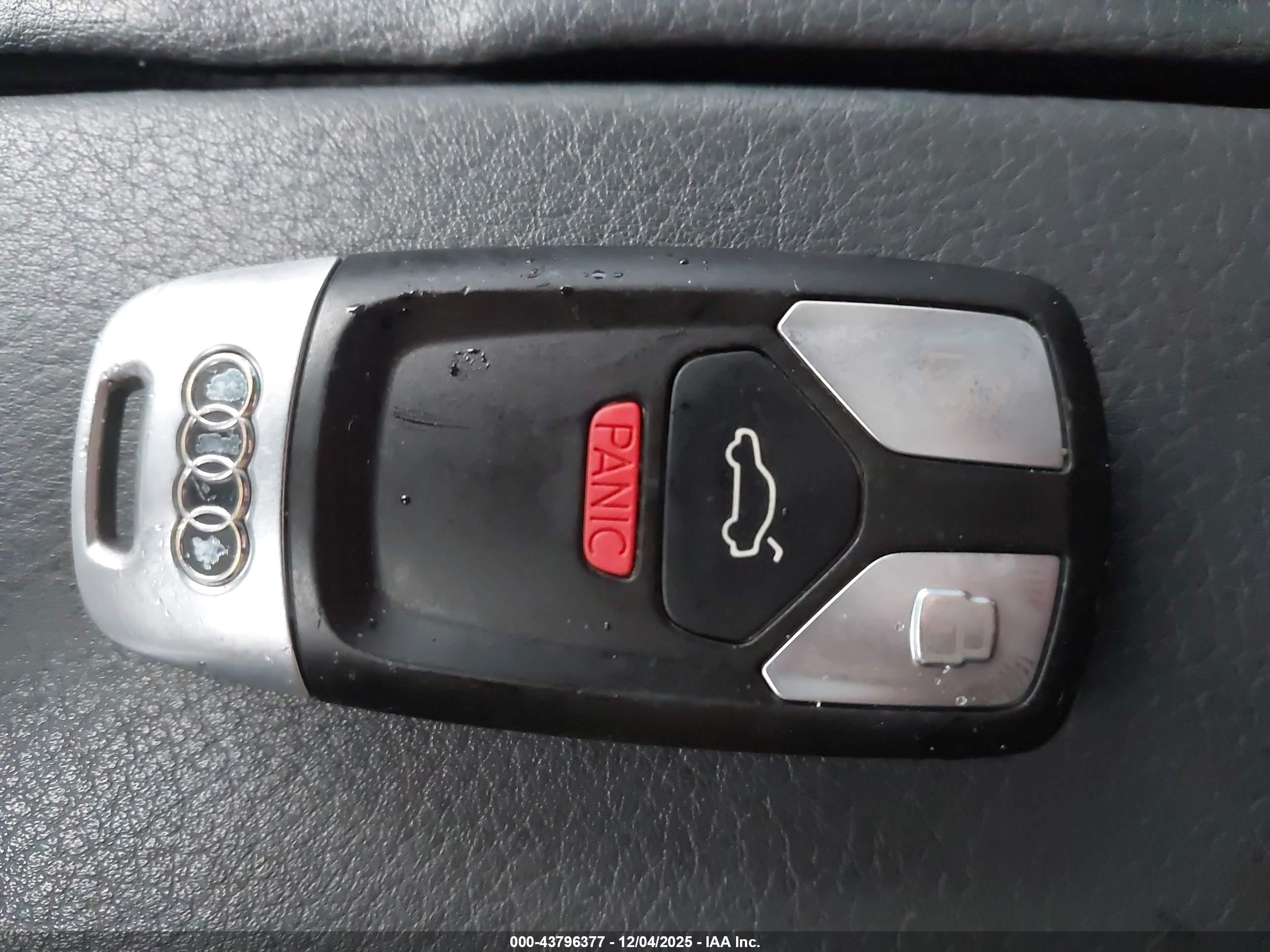 AUDI Q7 image 11