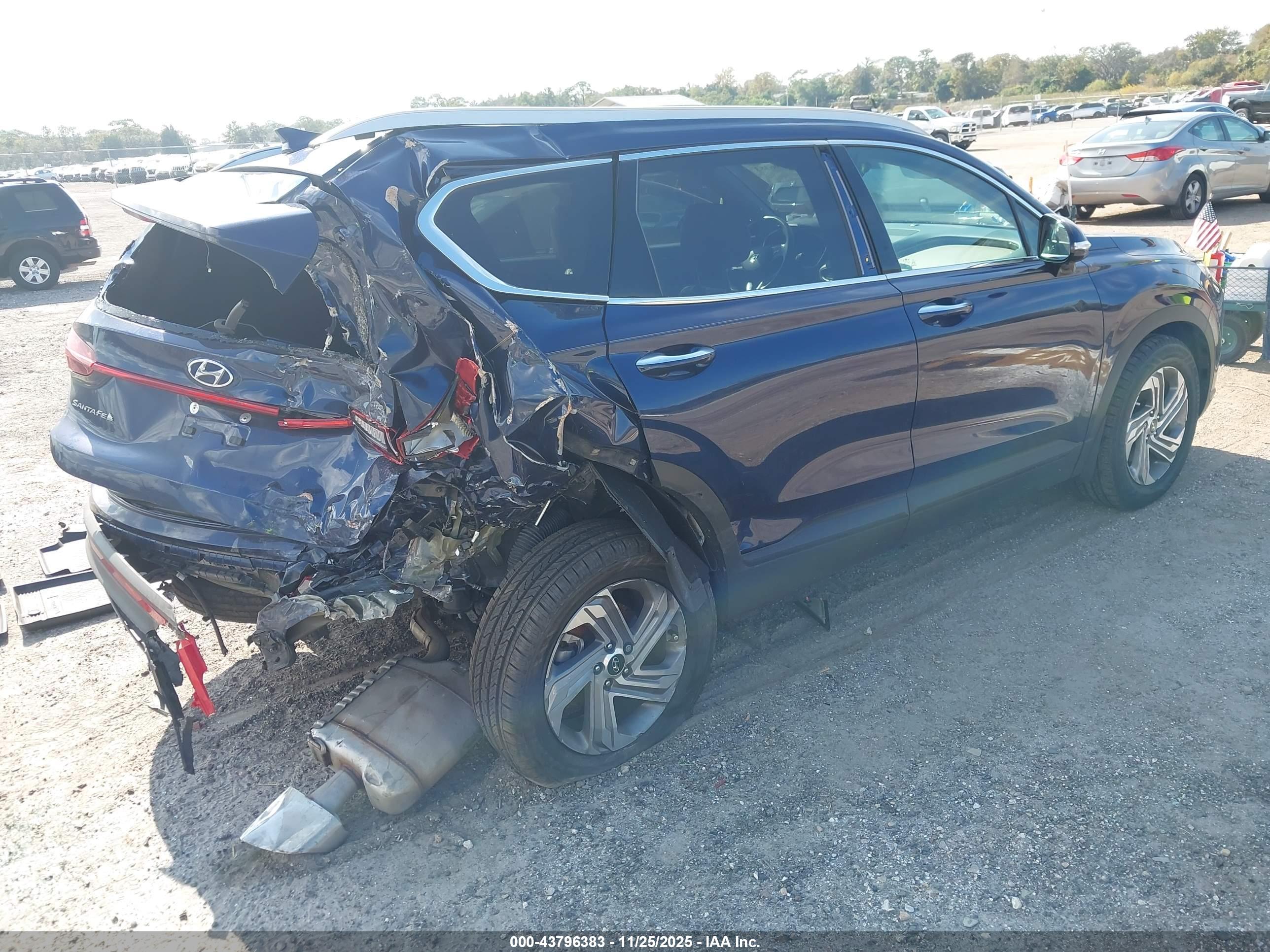 HYUNDAI SANTA image 4