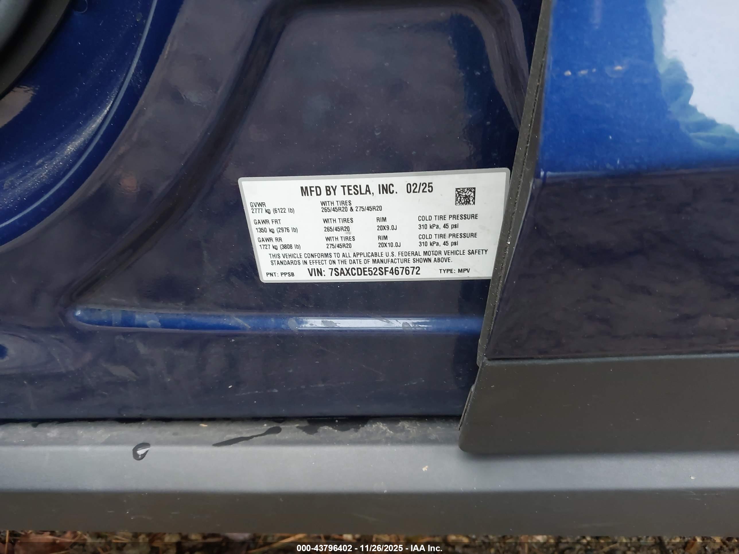 TESLA MODEL image 9