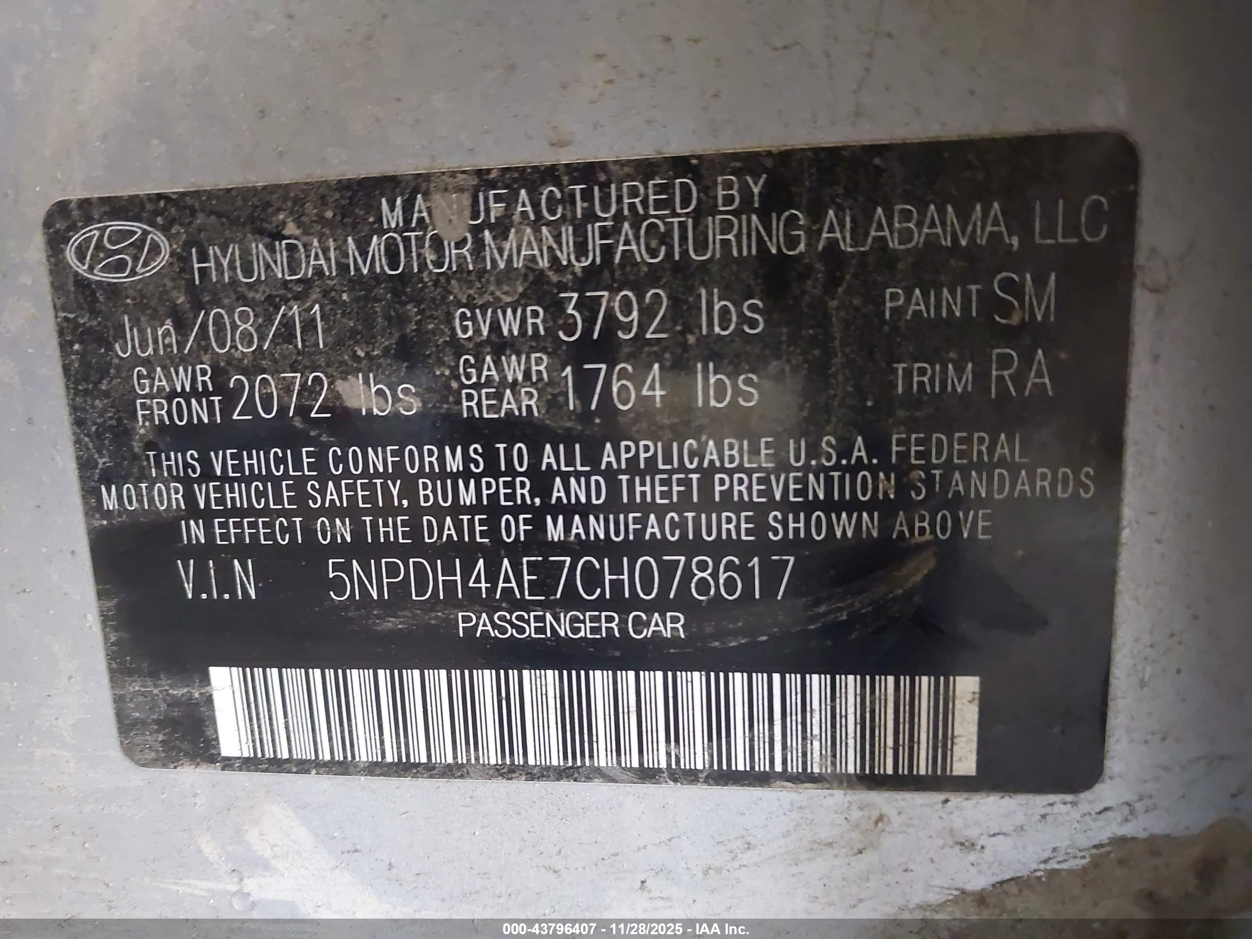 HYUNDAI ELANTRA image 9