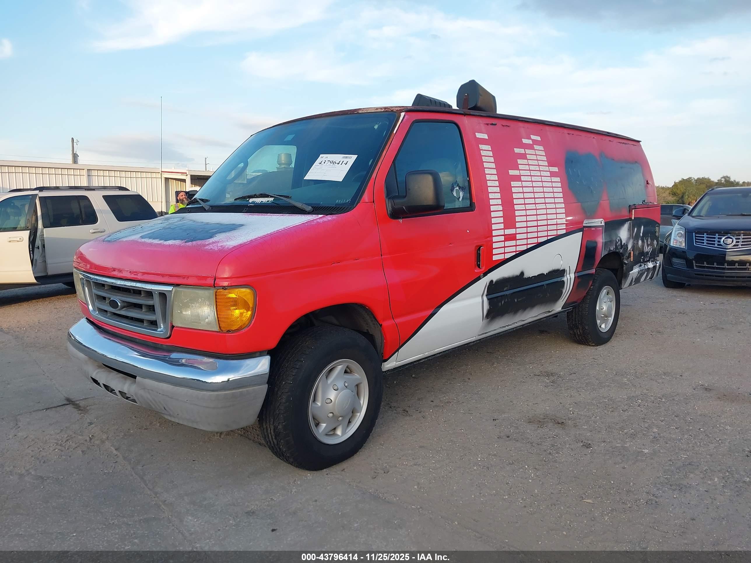 FORD E-350 image 2