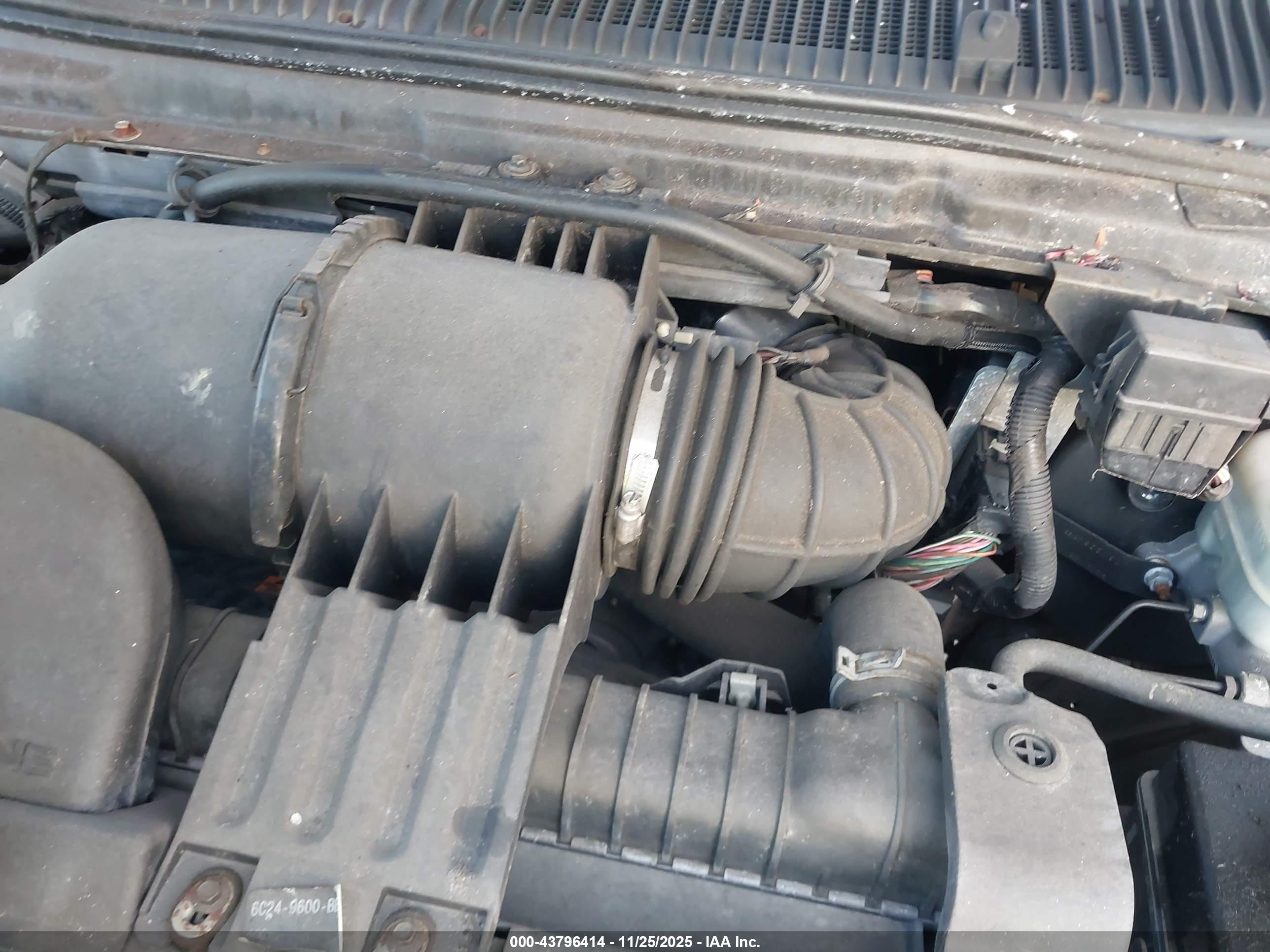 FORD E-350 image 6