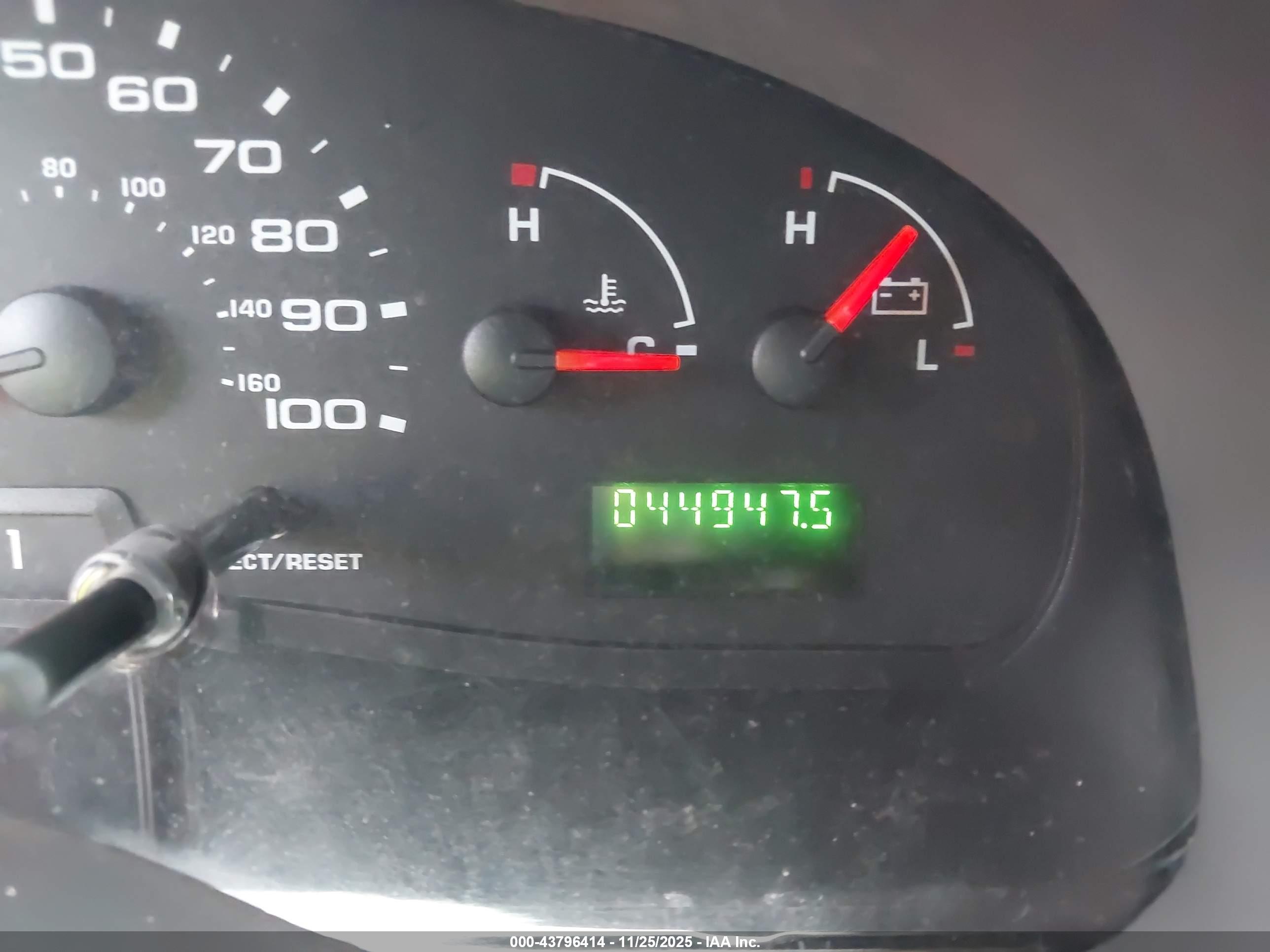 FORD E-350 image 7